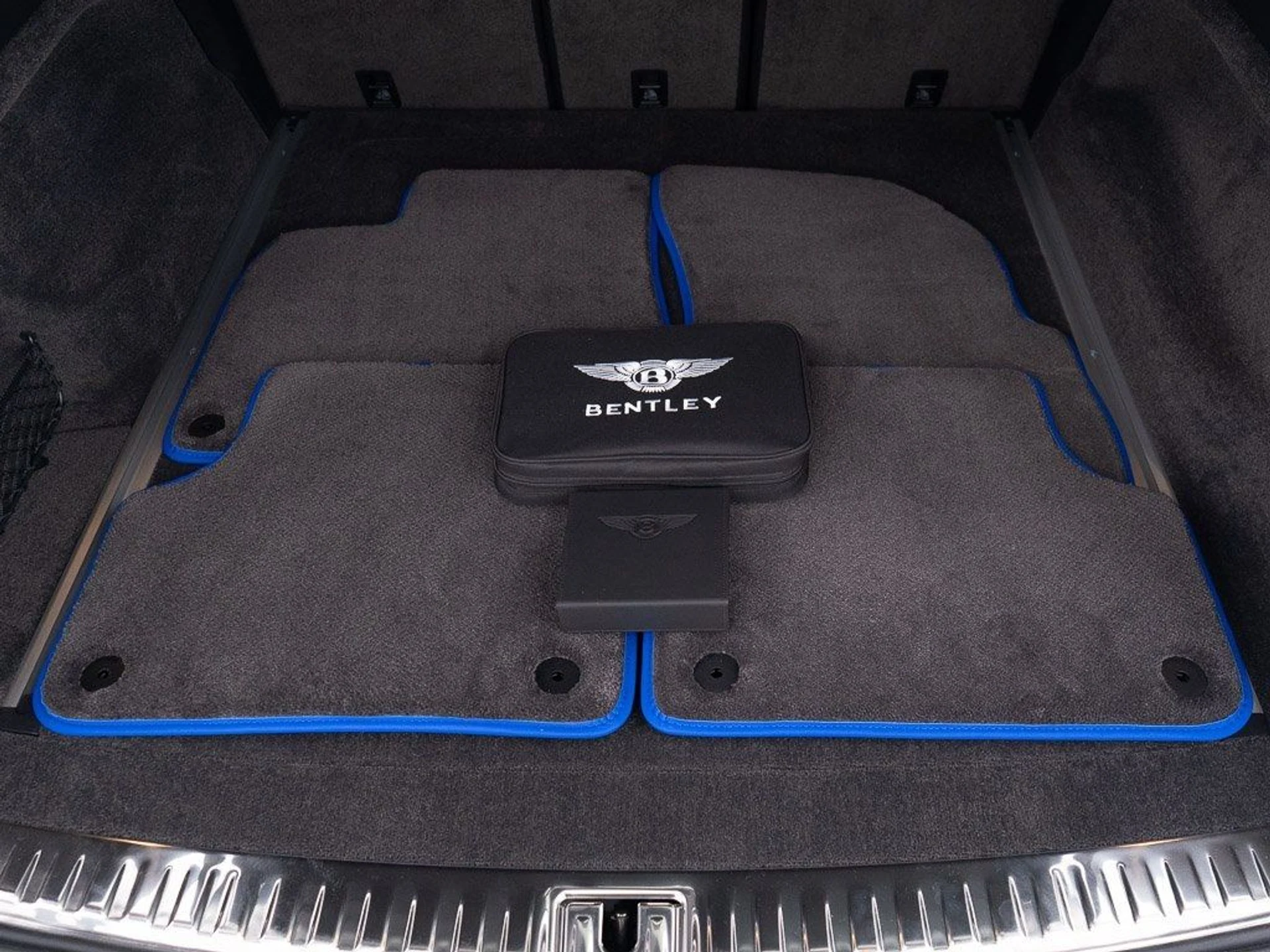 mph045_4111520694_f95874db8d3a279beda04d927bc3f7db_3b8545948e