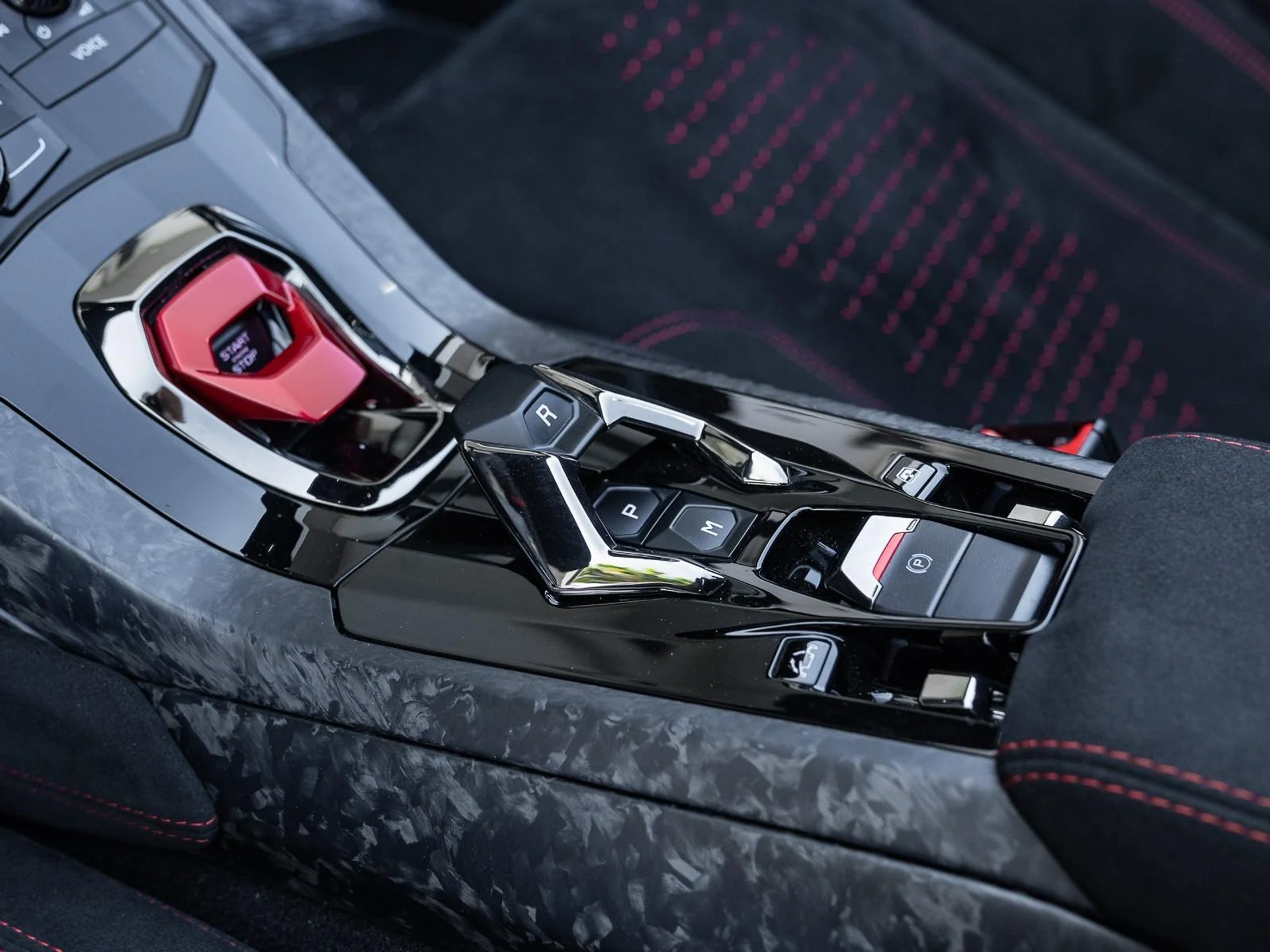 mph045_4151689726_Used_2018_Lamborghini_Huracan_Performante_Spyder_1761599165_e7a323f24d