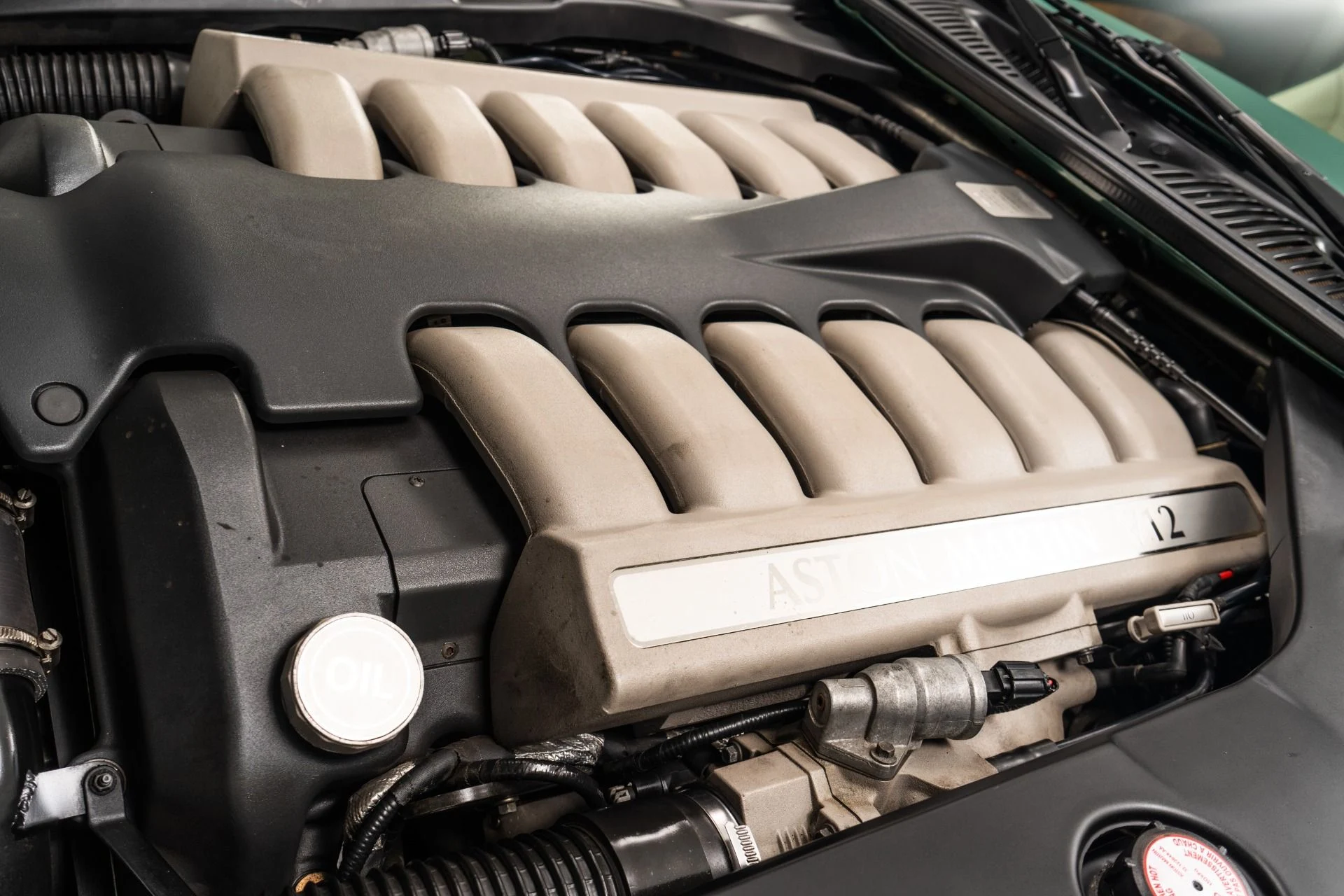 mph045_4158781968_Used_2001_Aston_Martin_DB_7_V12_Vantage_1760468249_4cf2aa5bb4