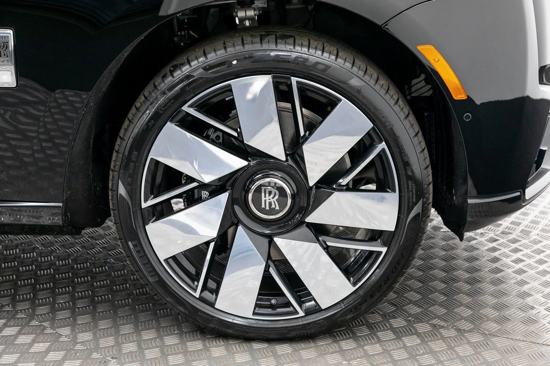 mph045_4163587908_46_0692f6518a