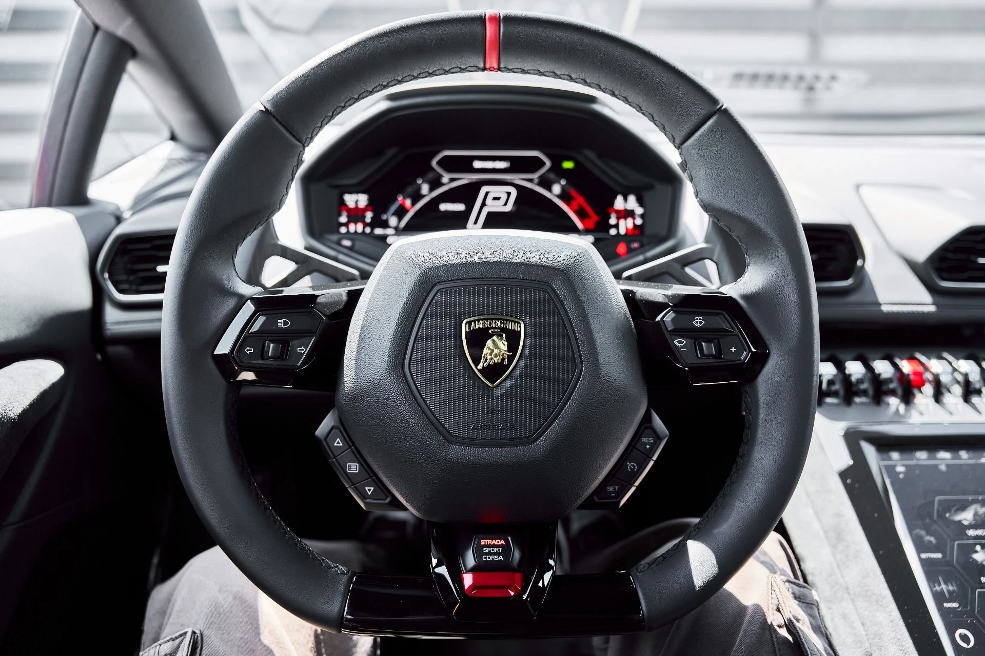mph045_4164077342_Used_2023_Lamborghini_Huracan_Tecnica_1780102899_cc13471921