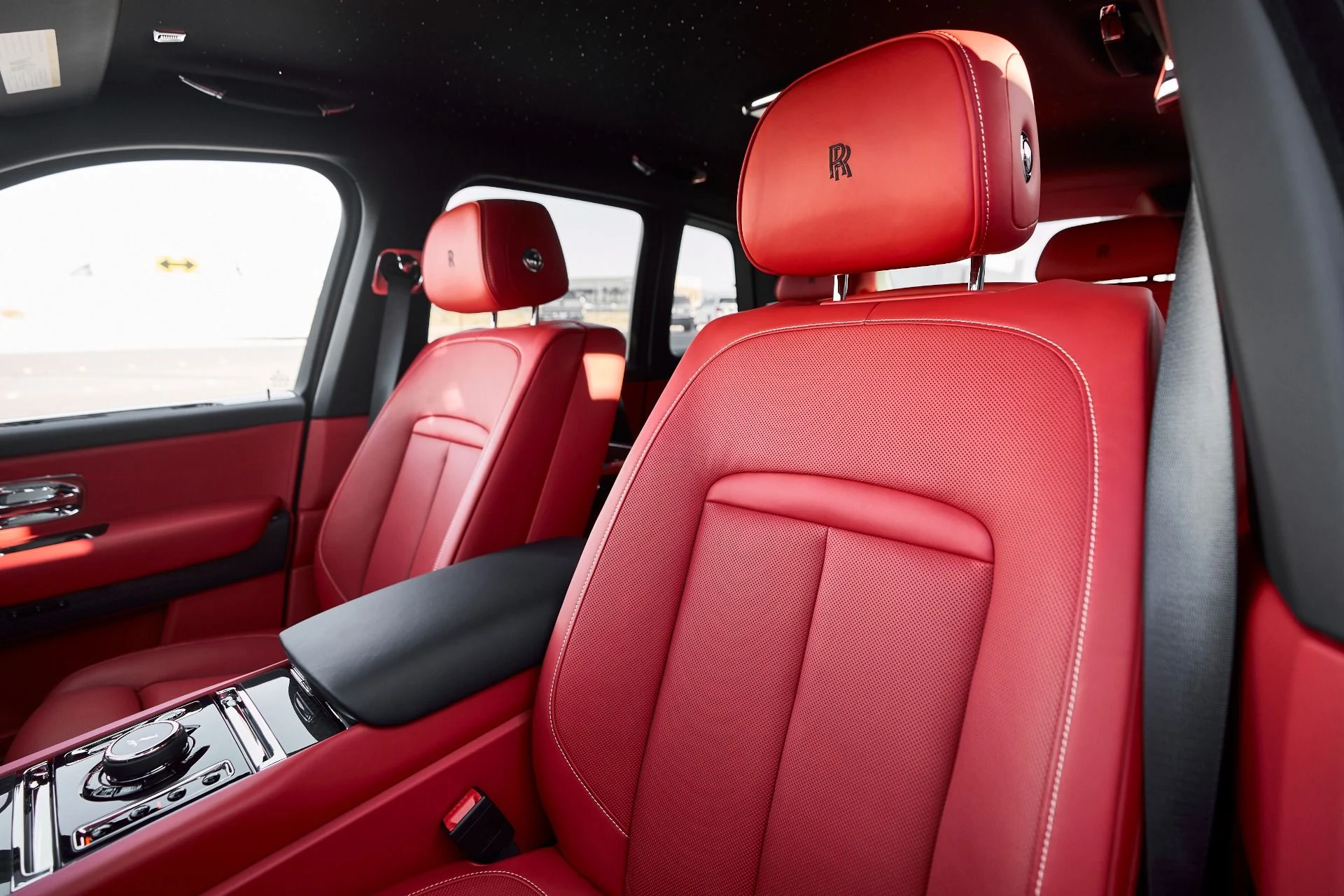 mph045_416516598_Used_2025_Rolls_Royce_Cullinan_1775588133_49bce1cba9