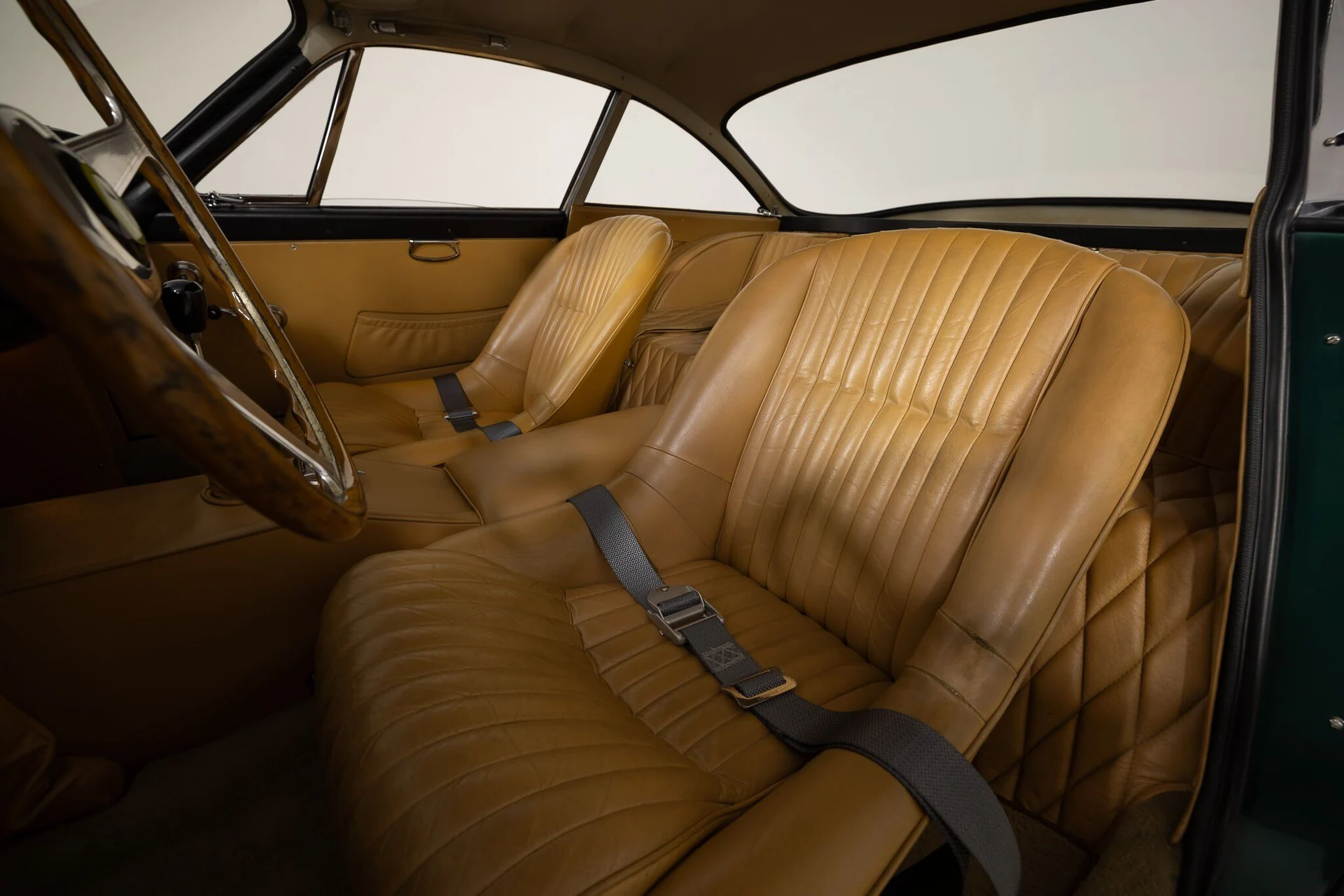 mph045_418284268_2115f870293500ee3e892c3d7c46416e_b0e6817788