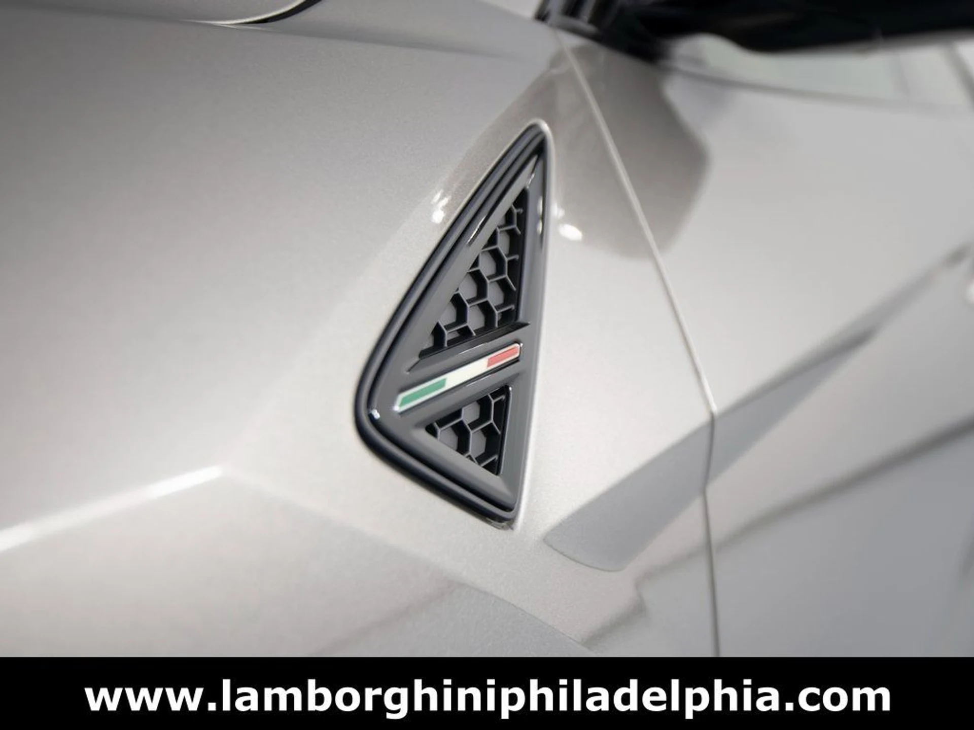 mph045_4193491498_ff5f63e2fa68b43a8ec819accf3867a1x_117f64b16c