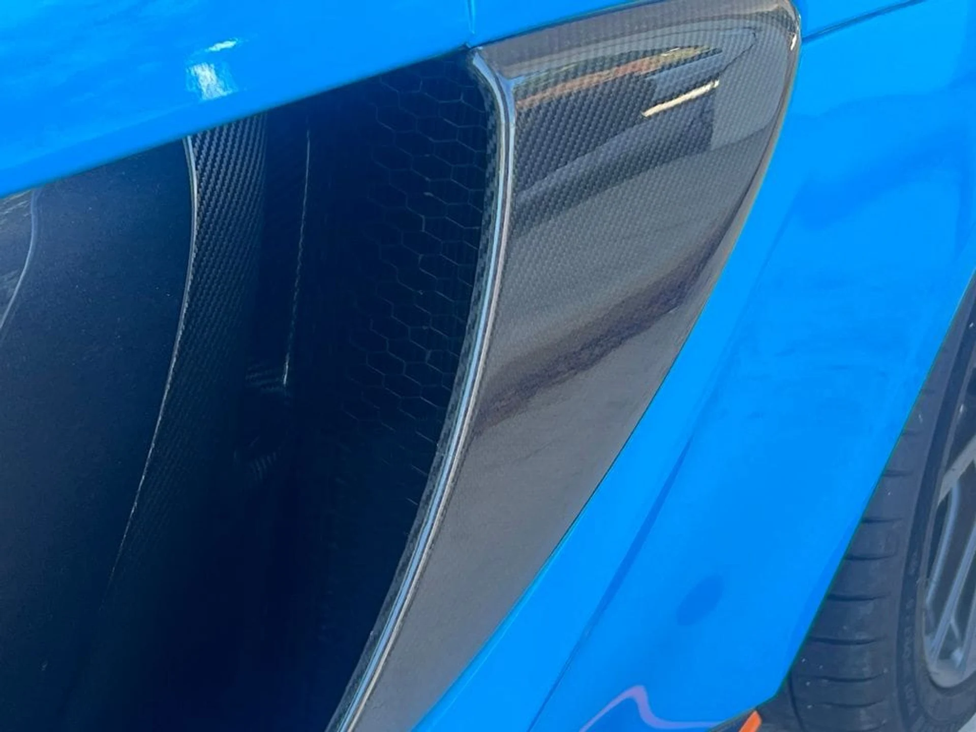 mph045_4200540720_6a51d51f1ba367a0d9dded495fa48fe5x_123bf95385