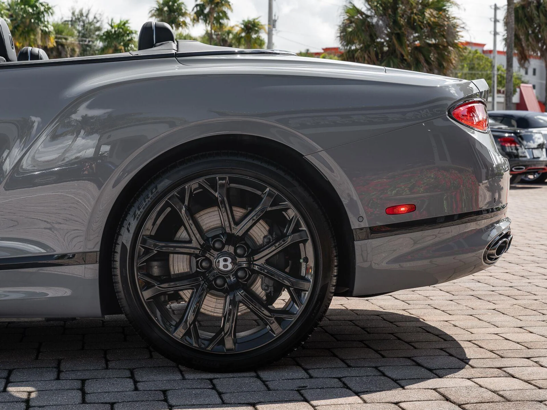 mph045_4202444660_Used_2023_Bentley_Continental_GTC_S_V8_1793214141_a2fdf06f16