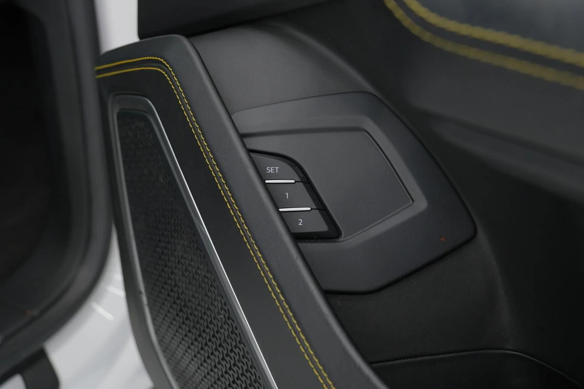 mph045_4208660842_66071f7724342a9cf5dfc9f940d55b97_b8db1720d2