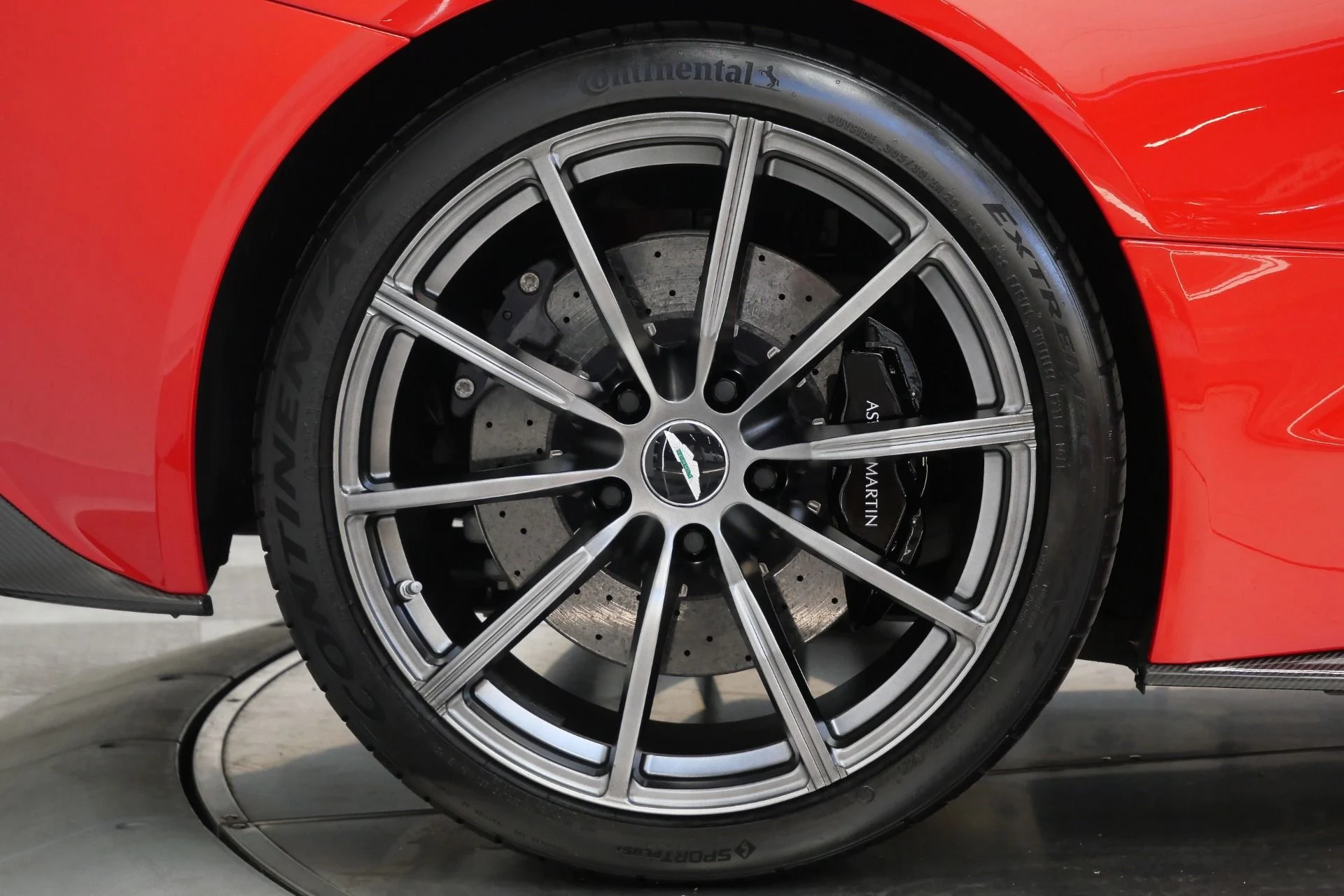 mph045_4212277362_Used_2014_Aston_Martin_Vanquish_AML_Color_V12_Power_Awesome_Sound_1781289634_6700528353
