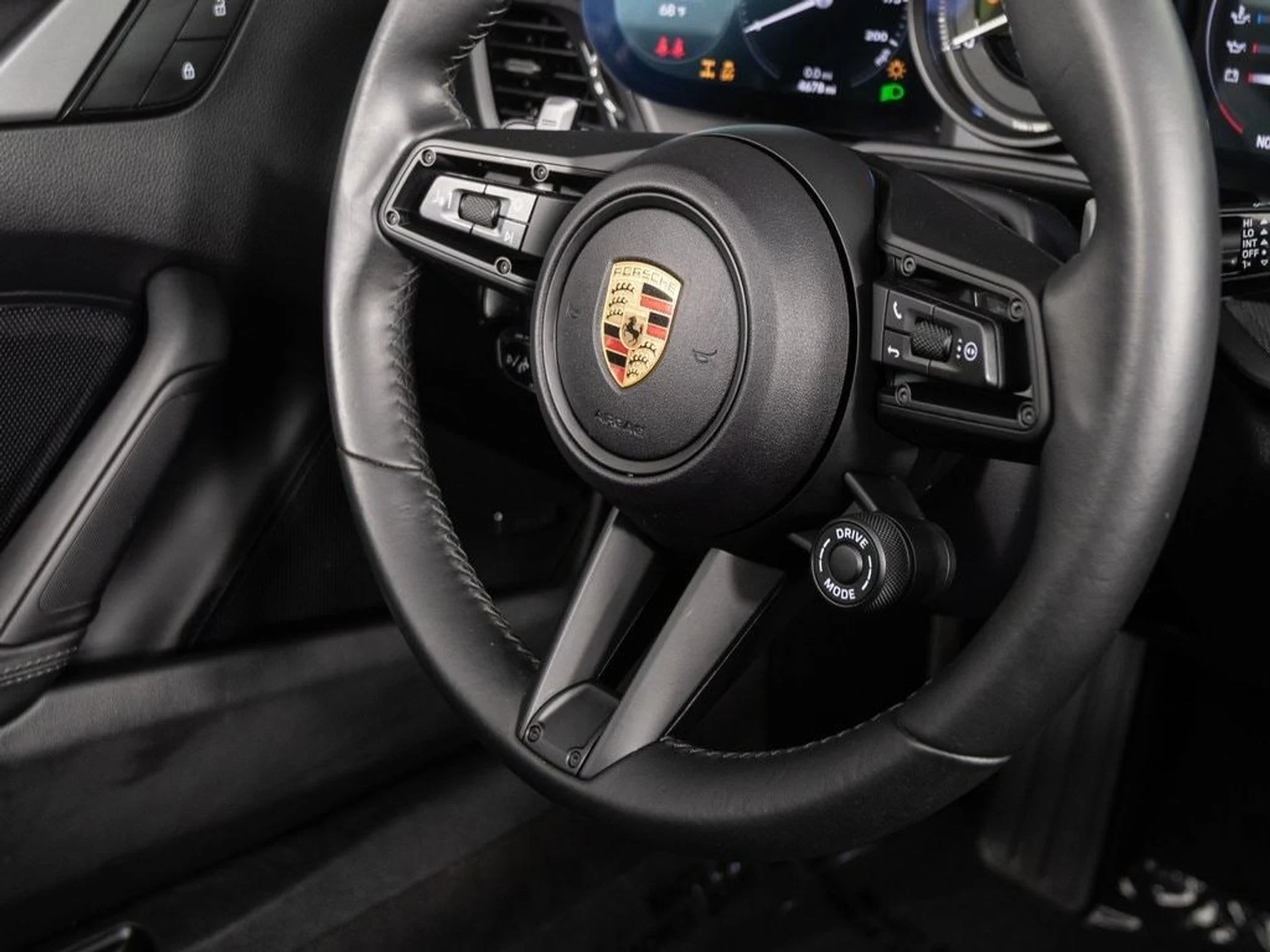 mph045_4230199988_3893d4082ccfbf495f2cc5381fc0ecfax_18e0b97a2b