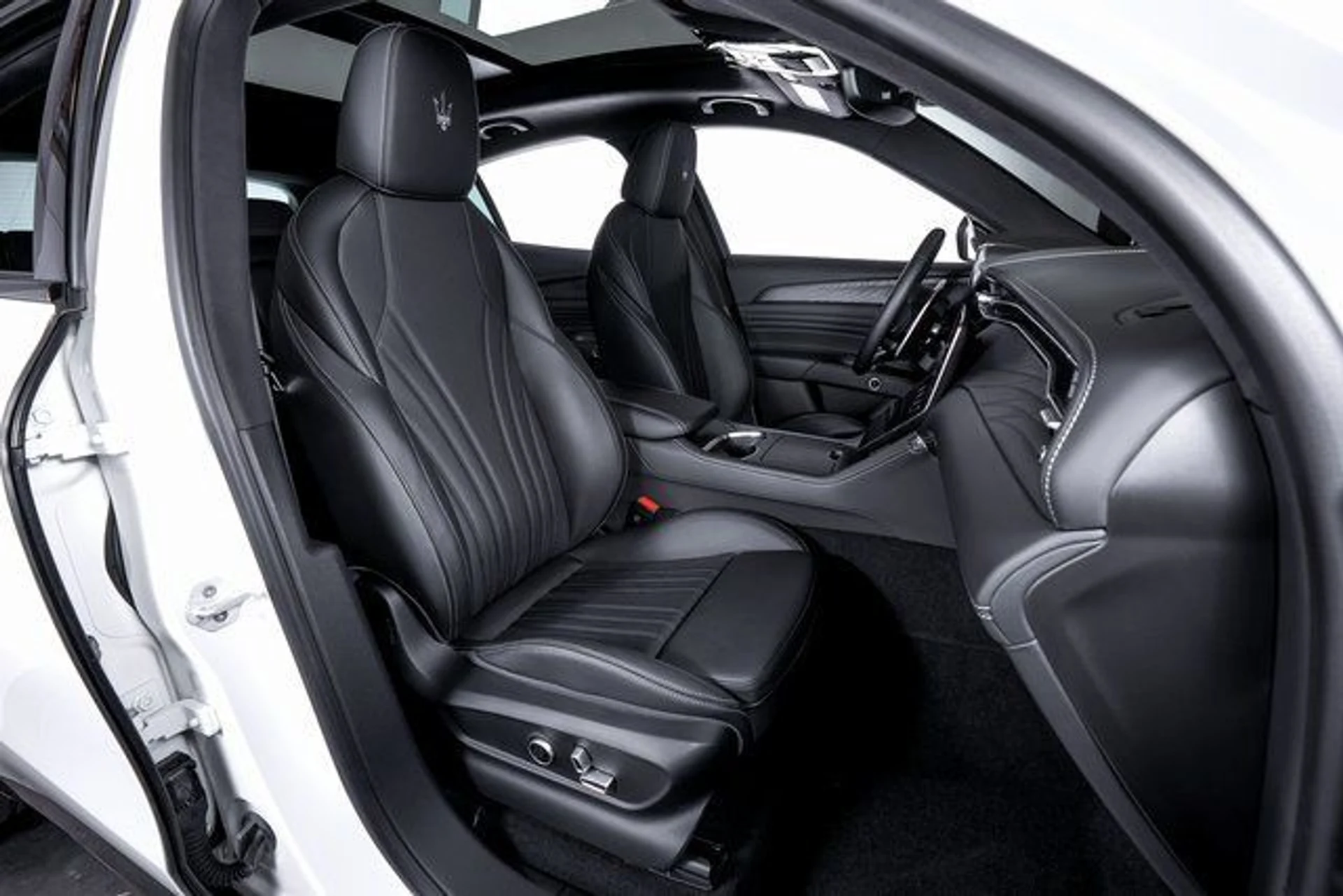 mph045_4253234213_b8f4a6bcf02ab8aa1969d9a7e95eb721x_32c0c8148d