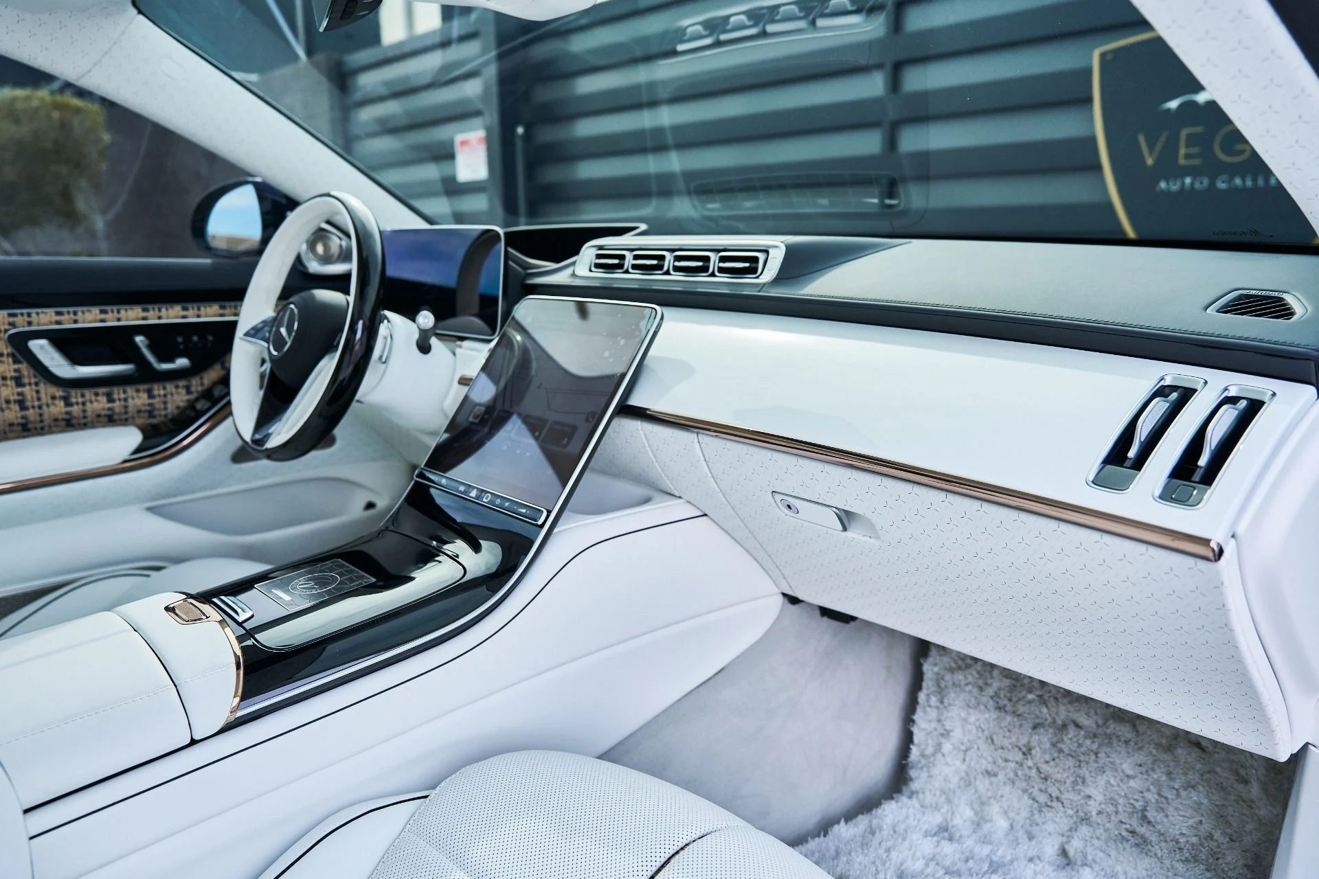 mph045_4281866778_Used_2023_Mercedes_Benz_S_Class_Maybach_S_680_1772678605_d2fe4e81b5