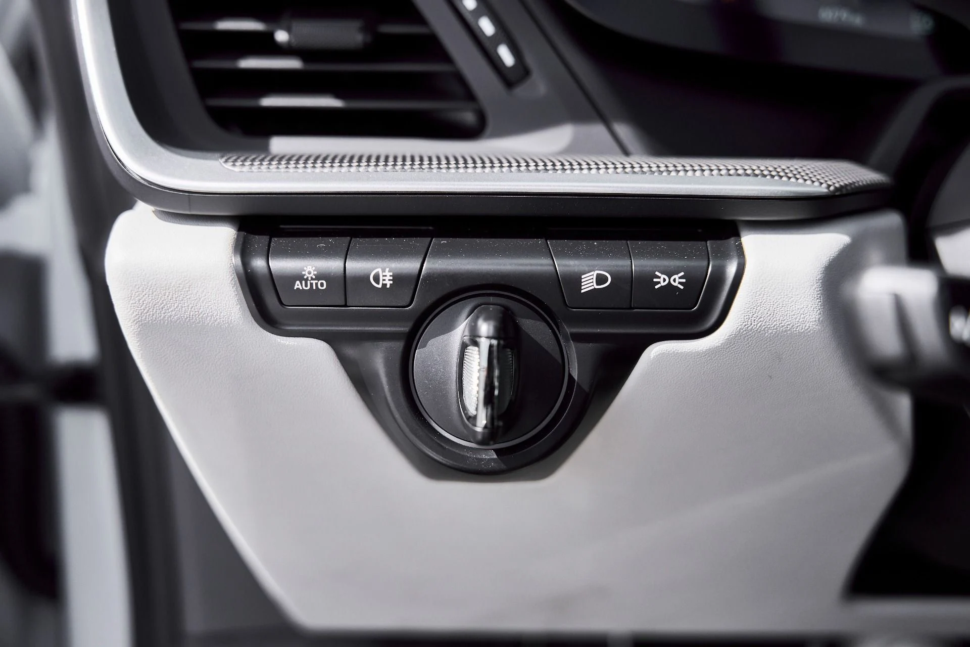 mph045_4292005947_Used_2025_Porsche_911_Turbo_S_1772157301_611c14831c