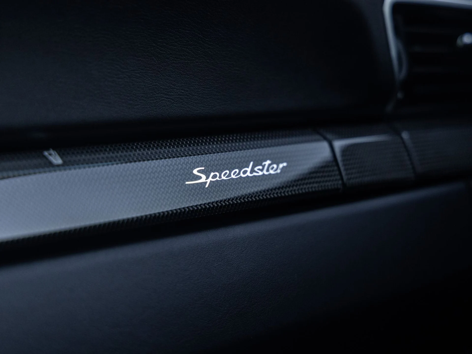 mph045_450156774_46_c56f046899