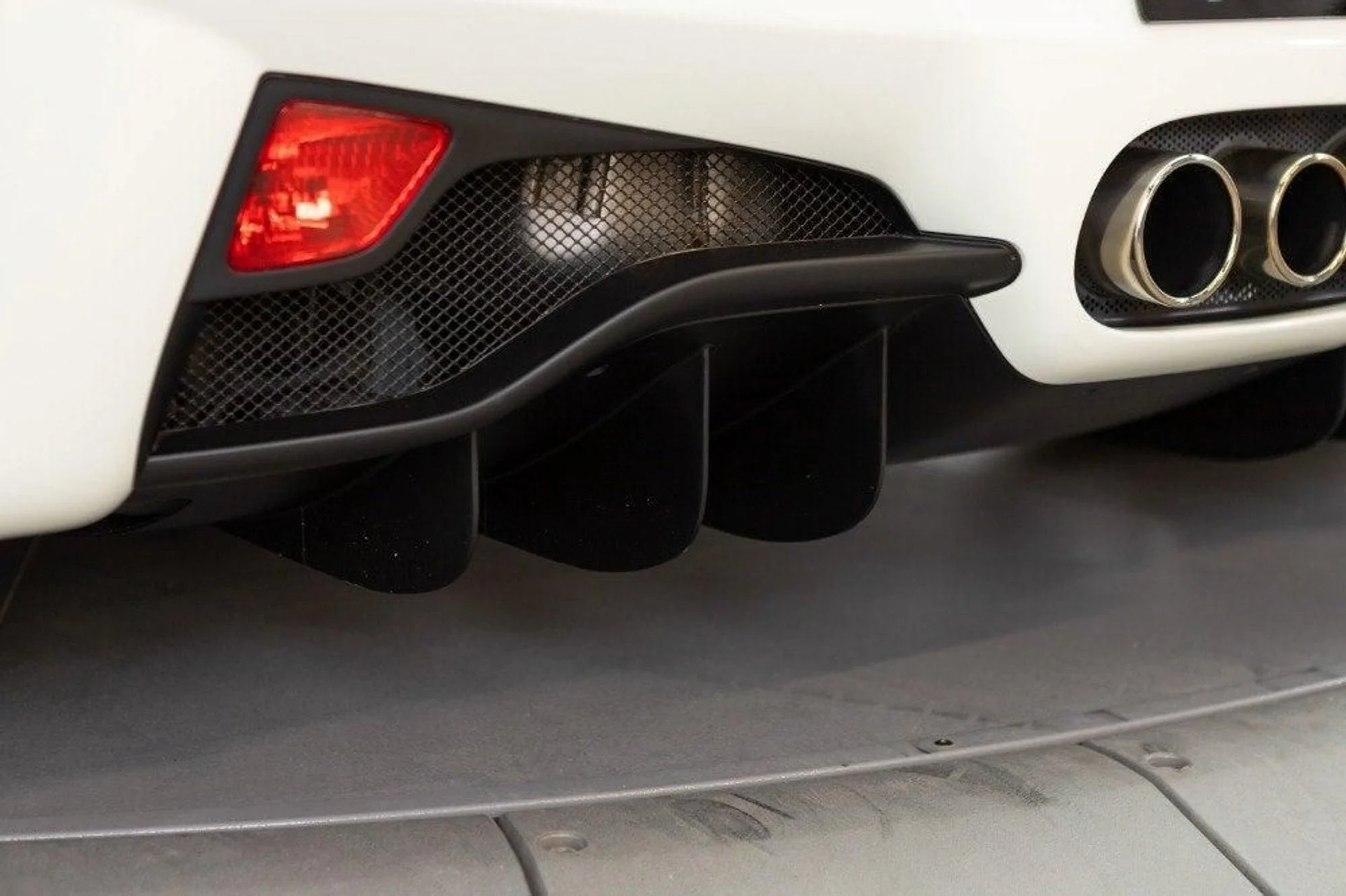 mph045_453851542_Used_2014_Ferrari_458_Spider_1788615028_dcb2e62082