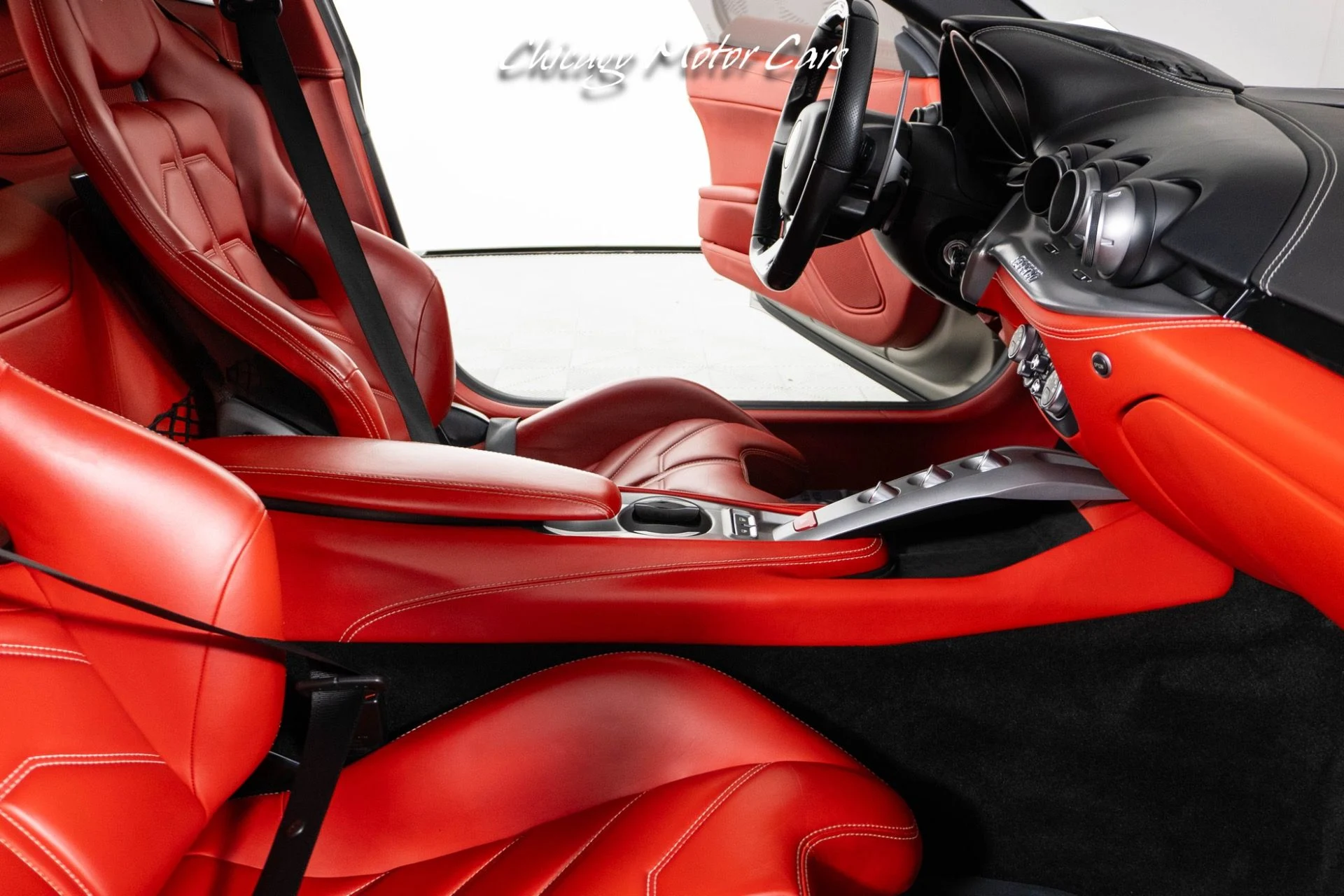 mph045_463592150_12194_p46_l_99ca4b16ed