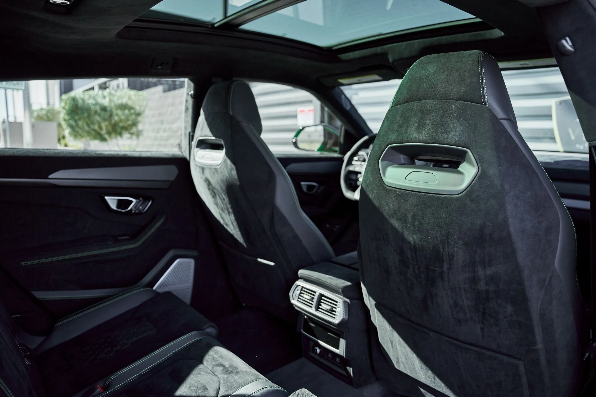 mph045_484291617_Used_2024_Lamborghini_Urus_Performante_1770171880_f2eb0adcdd