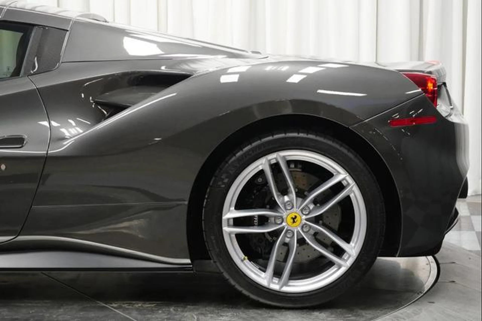 mph045_50005105_as_MZ_Ra_Hd_S4s_S_Ez_Ow_OIS_Fs7_L27j8_b92ee75eaa