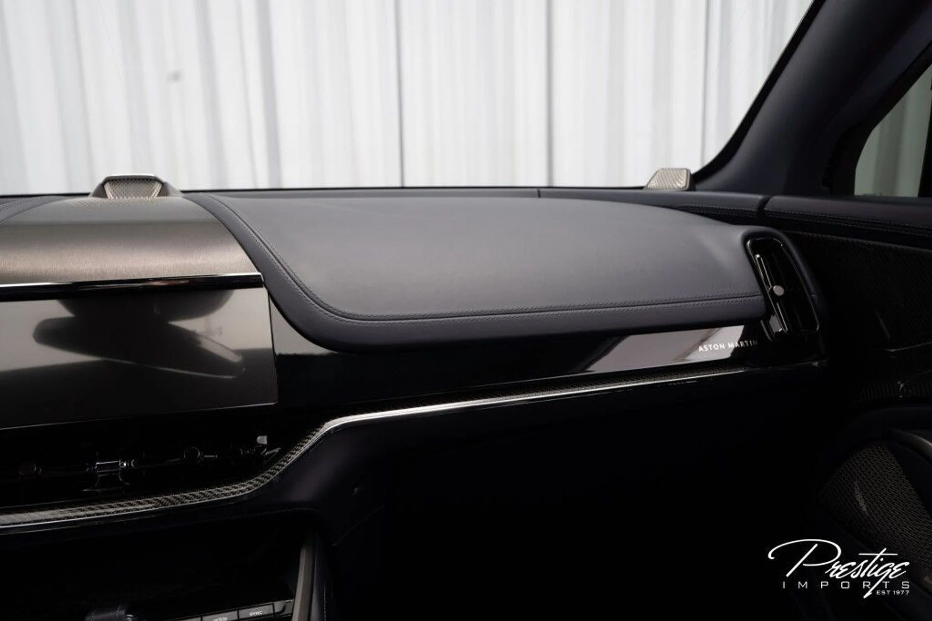 mph045_524381834_fe15e0753e996894cf26b3cfee666f08_c23e3a9f48