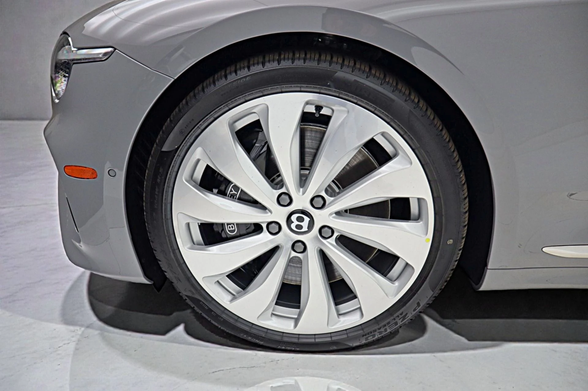 mph045_524540215_New_2026_Bentley_Continental_GT_e292bf2530