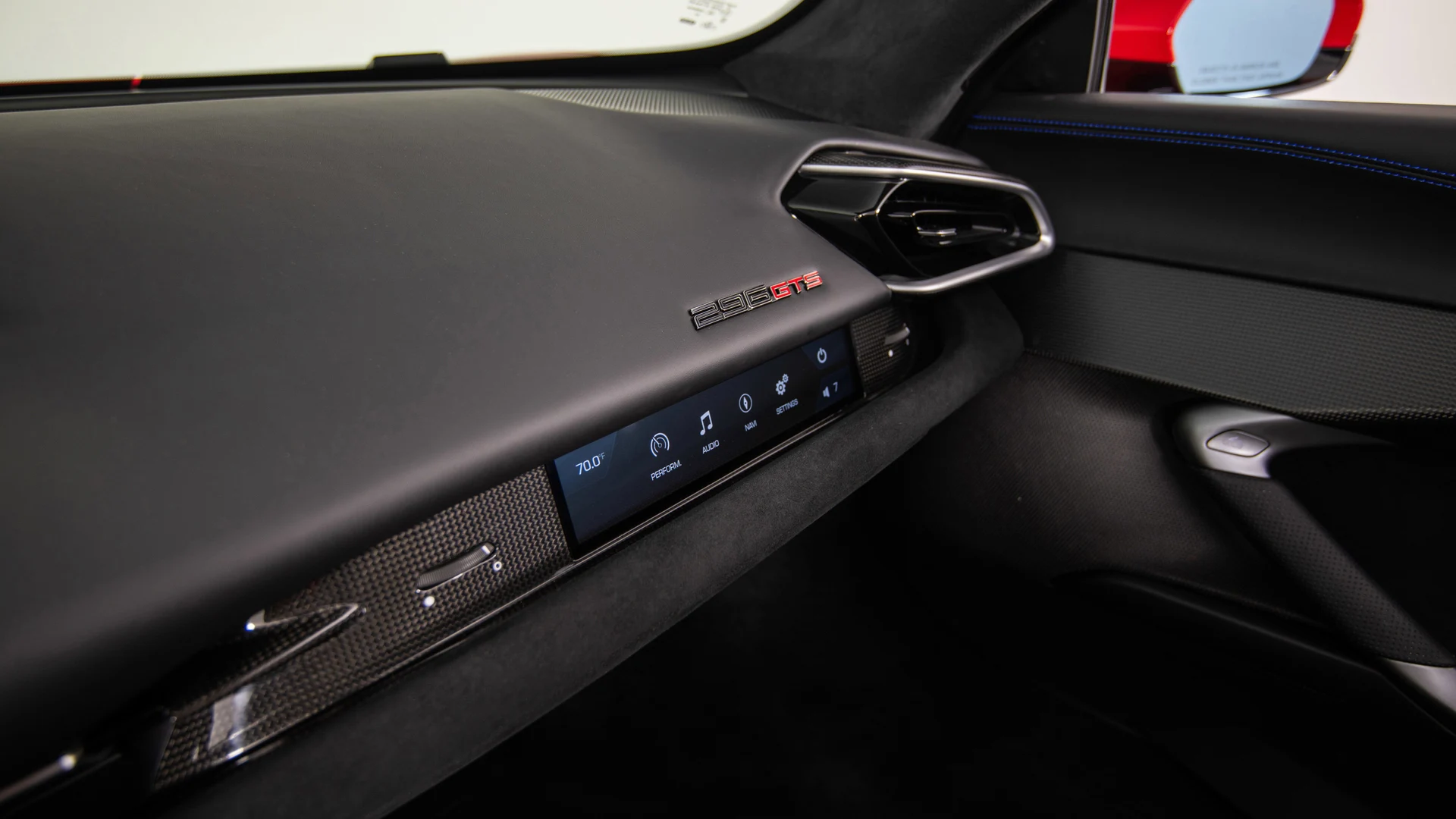 mph045_53364001_214caf11aa554a6d9a4afc593df29eed_eca4b6d417