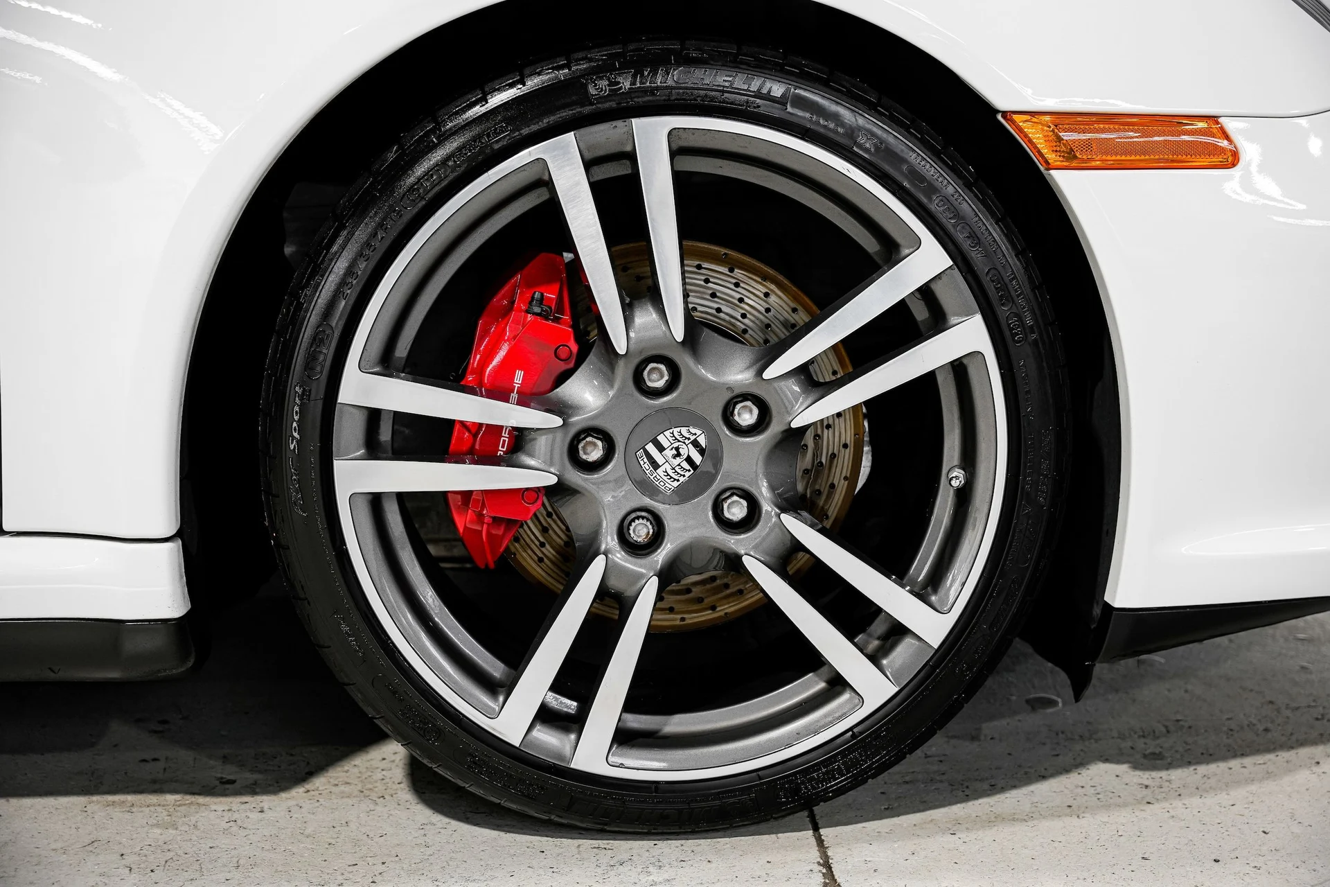 mph045_542644740_3f0342c9da0a8ee80b6f1f207525a365x_75773f2627