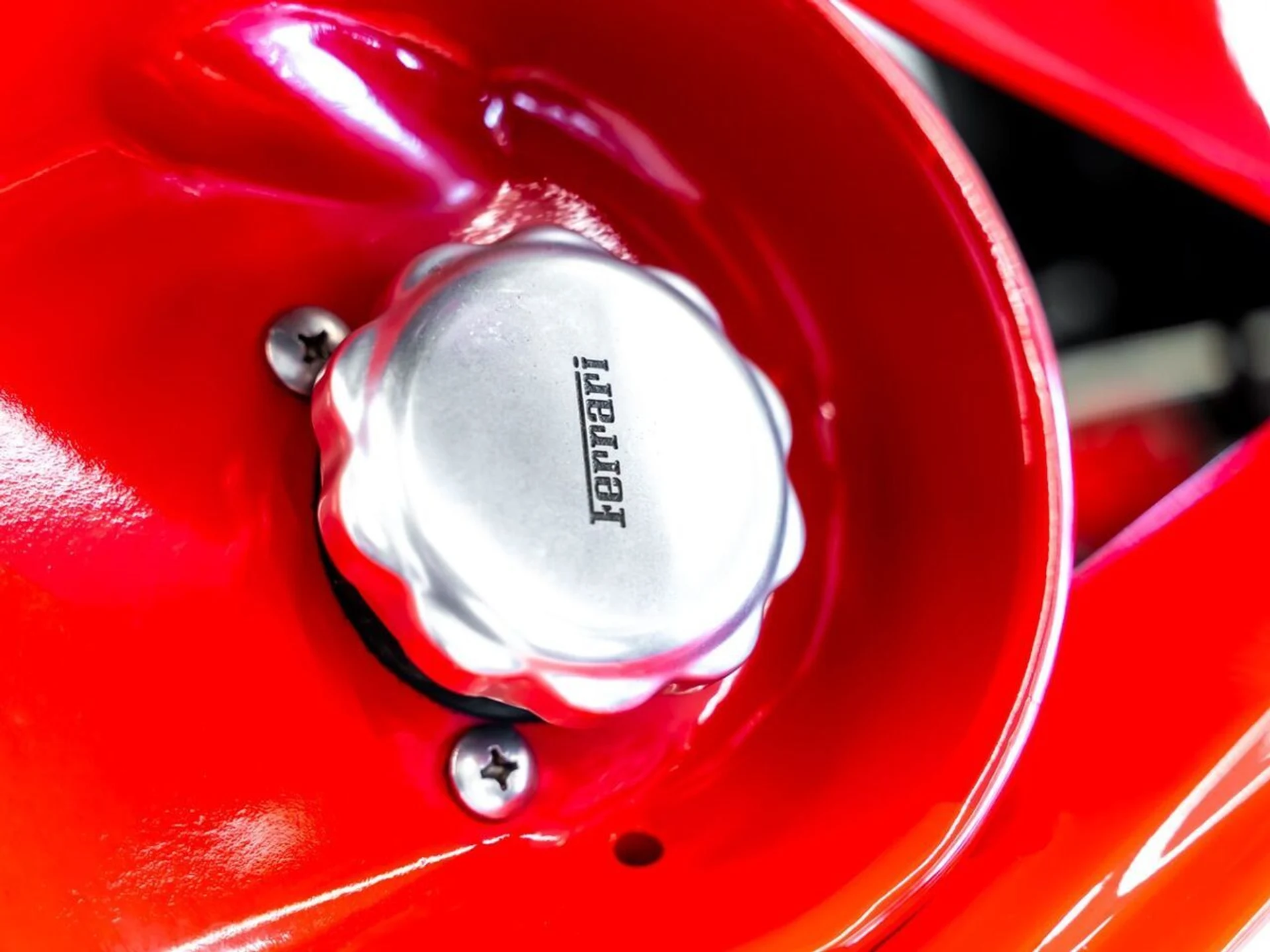 mph045_546598196_ferrari_512_tr_1994_jpg_v_1758918548_054b578e2d
