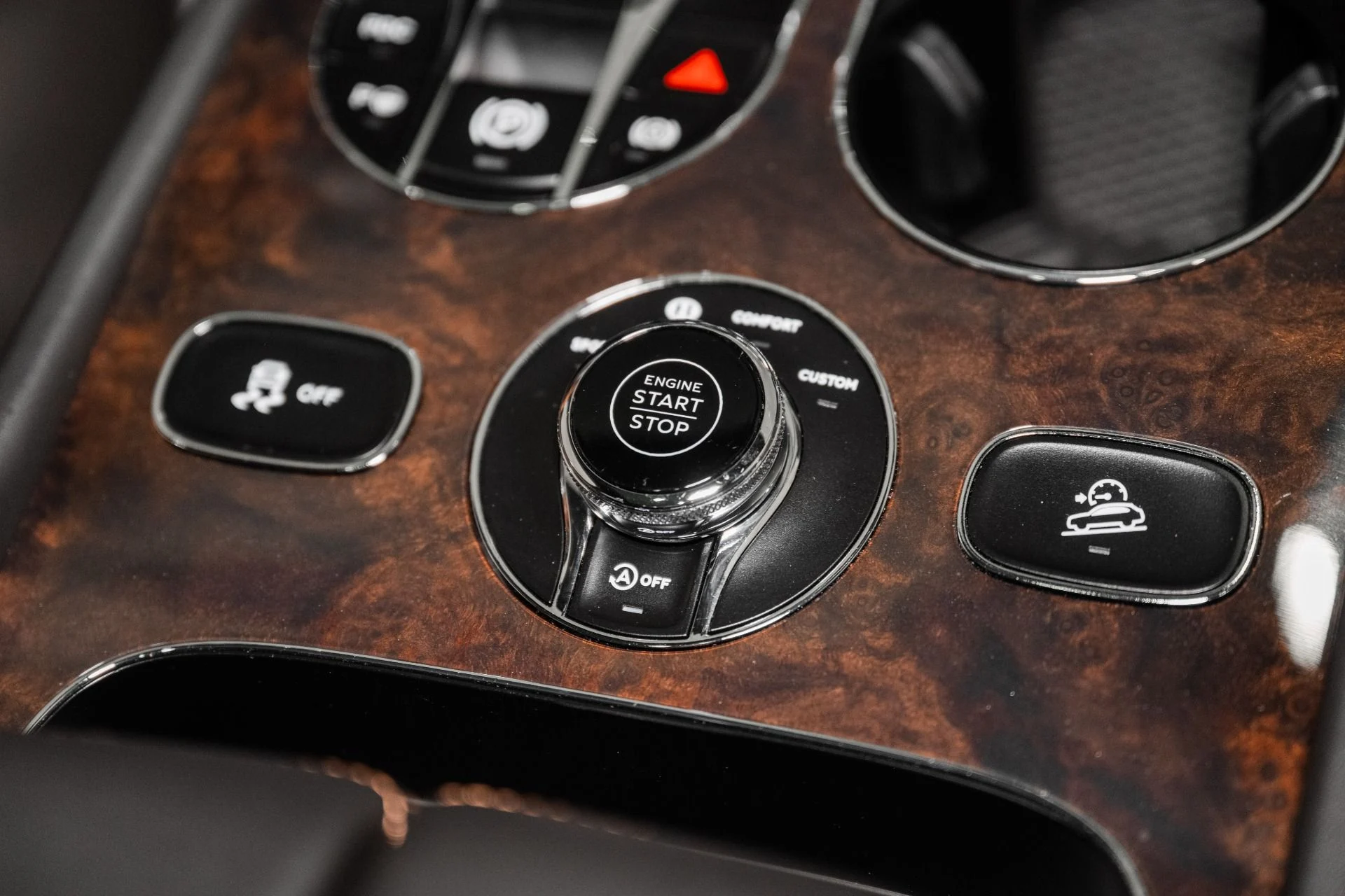 mph045_557592113_Used_2022_Bentley_Bentayga_V8_1773164215_f6ef05487b