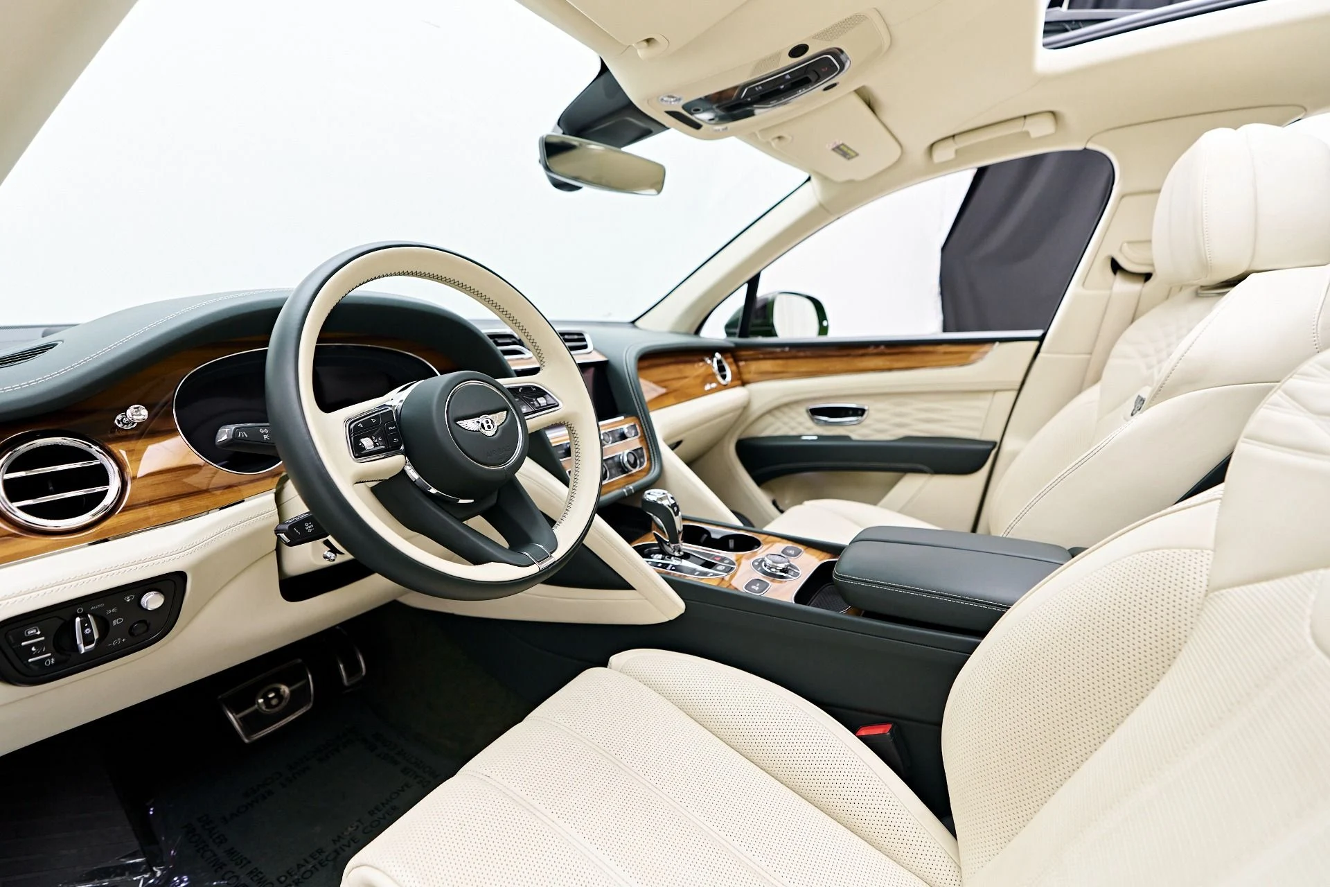 mph045_559871893_Used_2023_Bentley_Bentayga_EWB_1754782455_1d3b968036