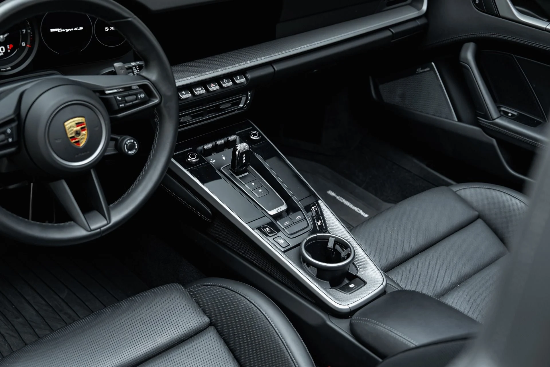 mph045_562821510_Used_2024_Porsche_911_Targa_4_S_1790017701_08bbae1542