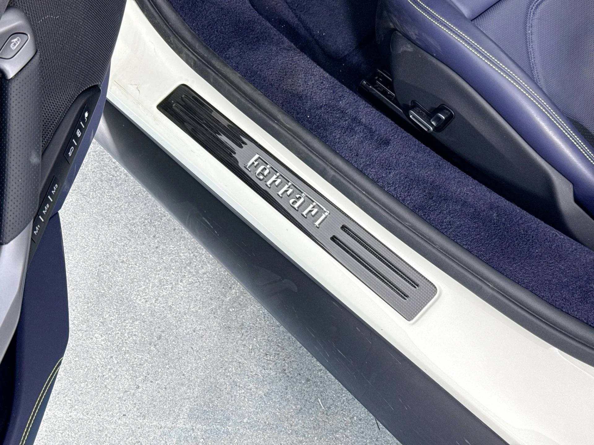 mph045_565919547_Used_2025_Ferrari_296_GTS_1786124848_847ce73ce5