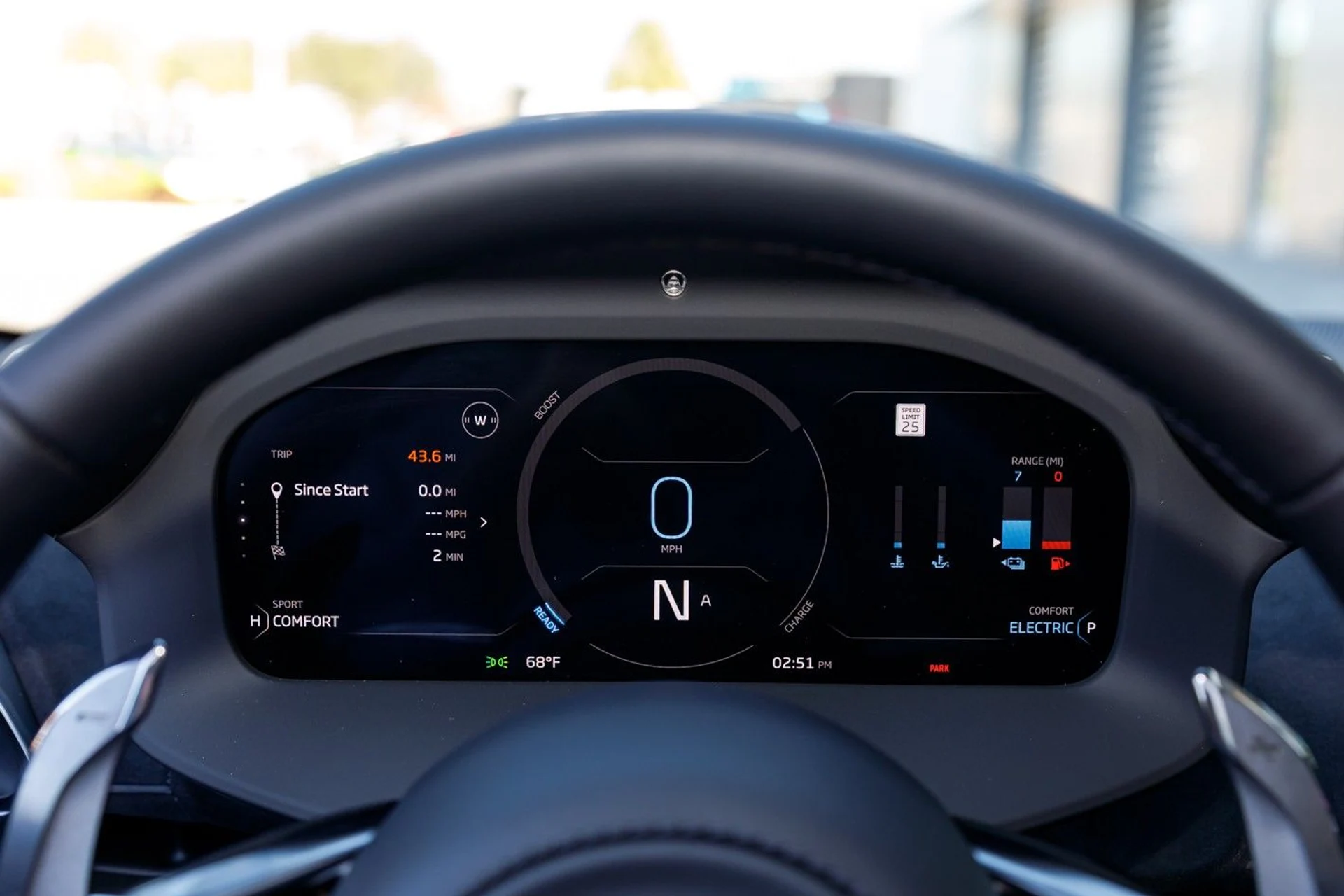 mph045_573894280_652_p46_l_634ccc5a32