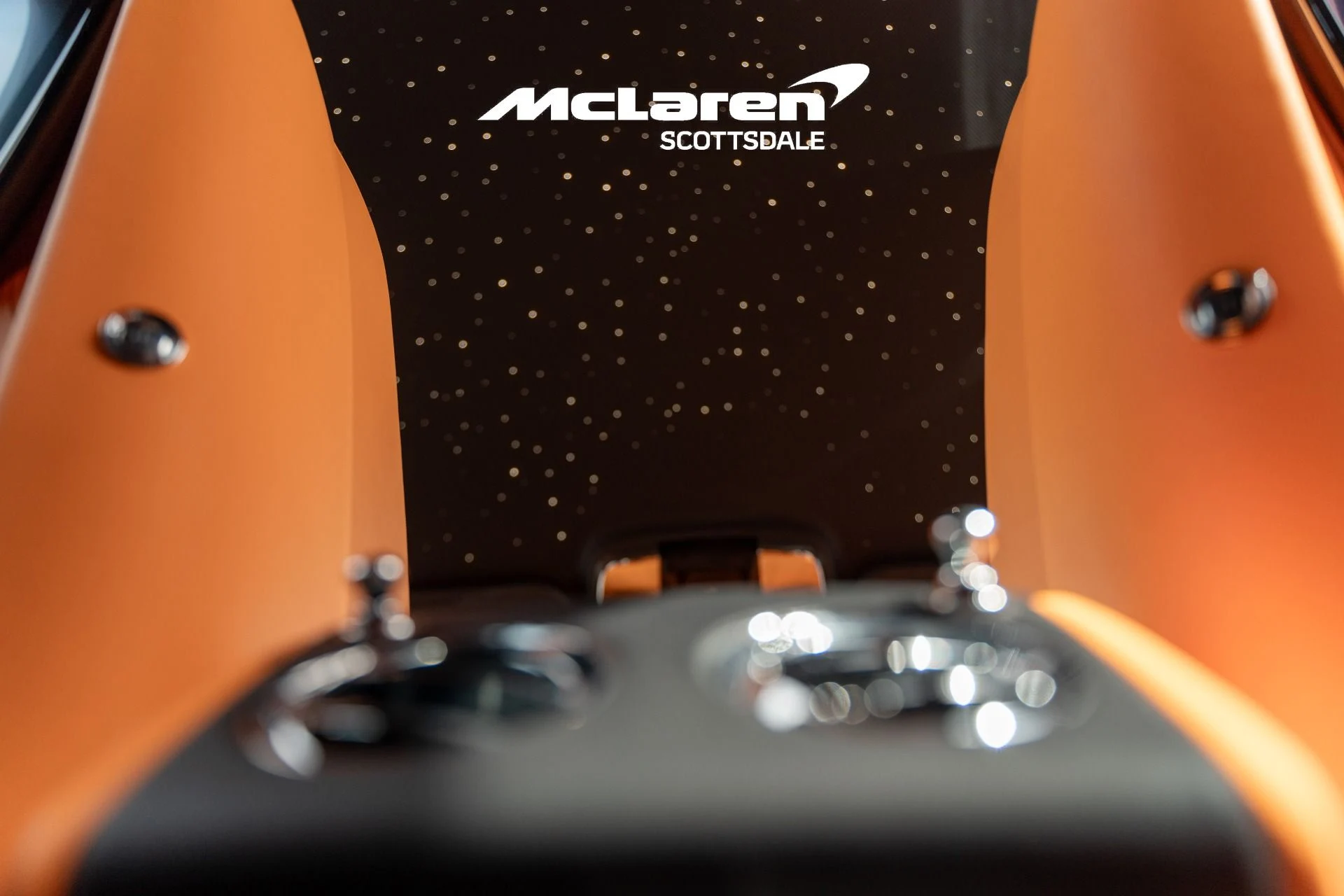 mph045_605966059_Used_2025_Rolls_Royce_CULLINAN_1762551280_3aa8c6209b