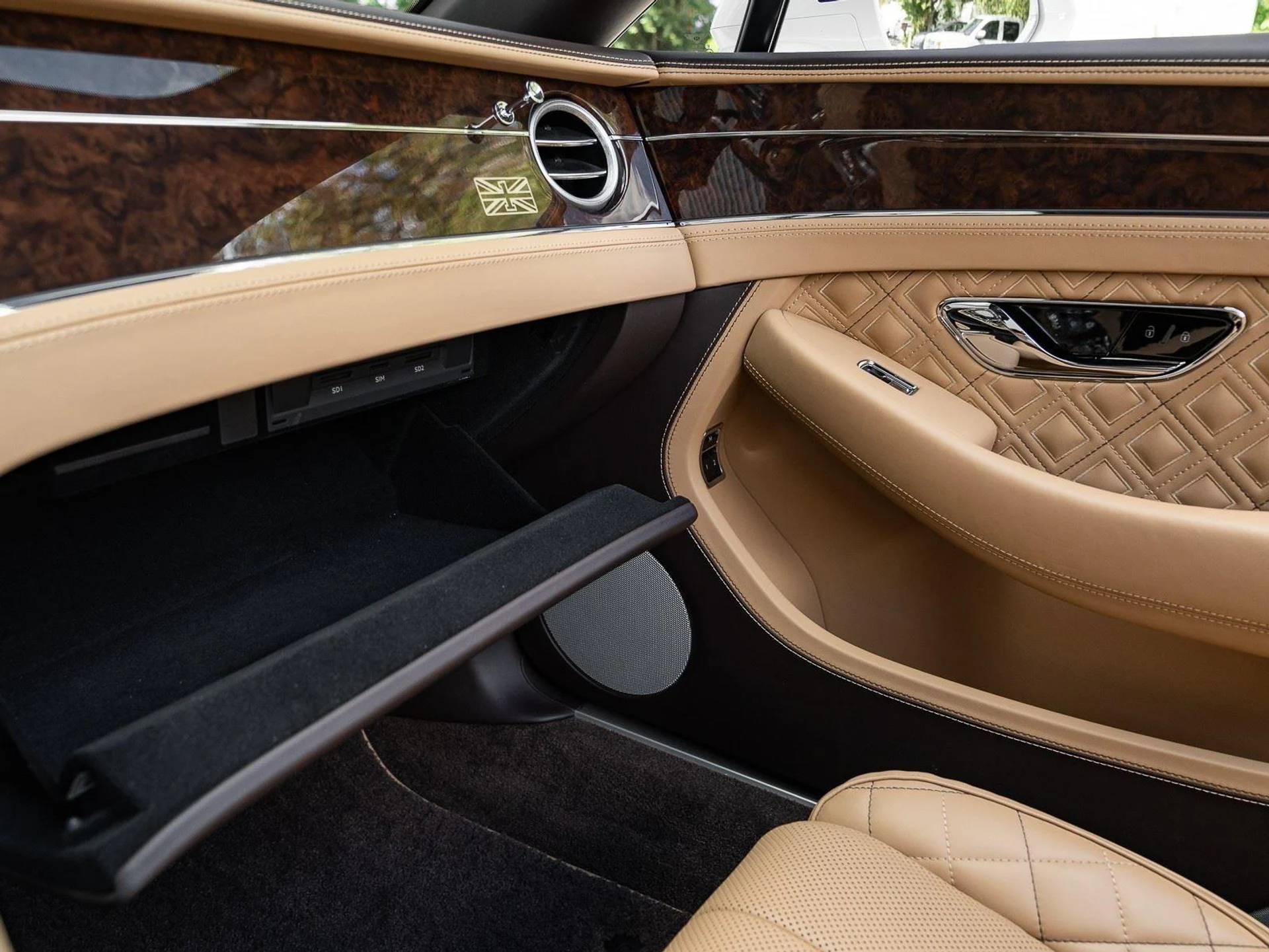 mph045_631623058_Used_2020_Bentley_Continental_GT_V8_1773864449_b21d312f87