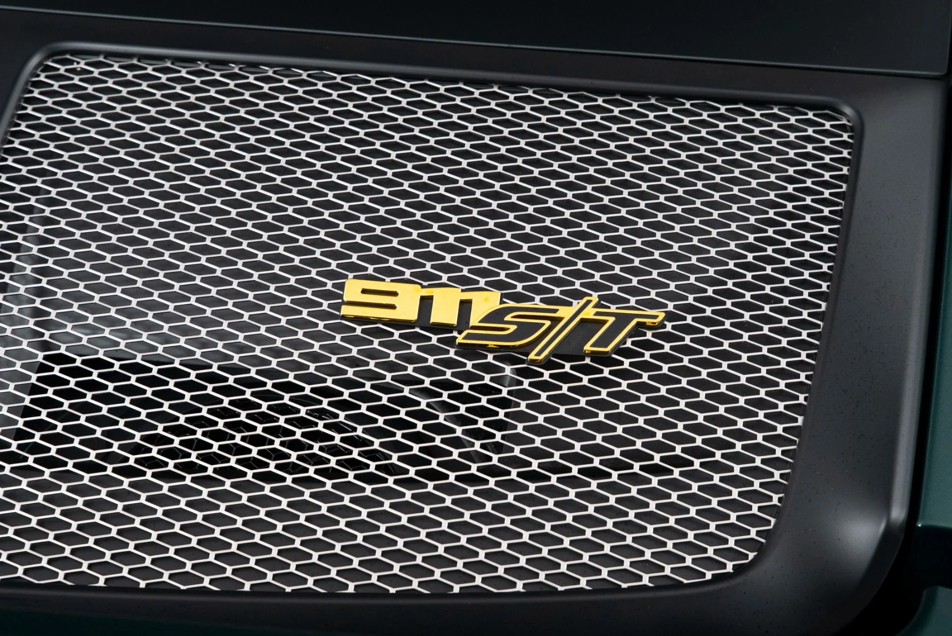 mph045_641511233_Used_2024_Porsche_911_ST_1755542817_b69b6bd179