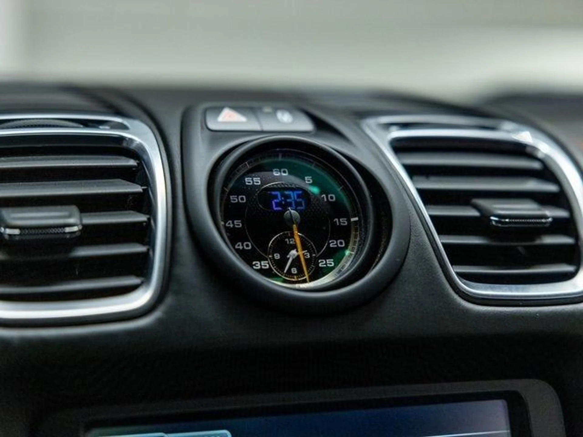 mph045_658796576_46_aefd1b9d43