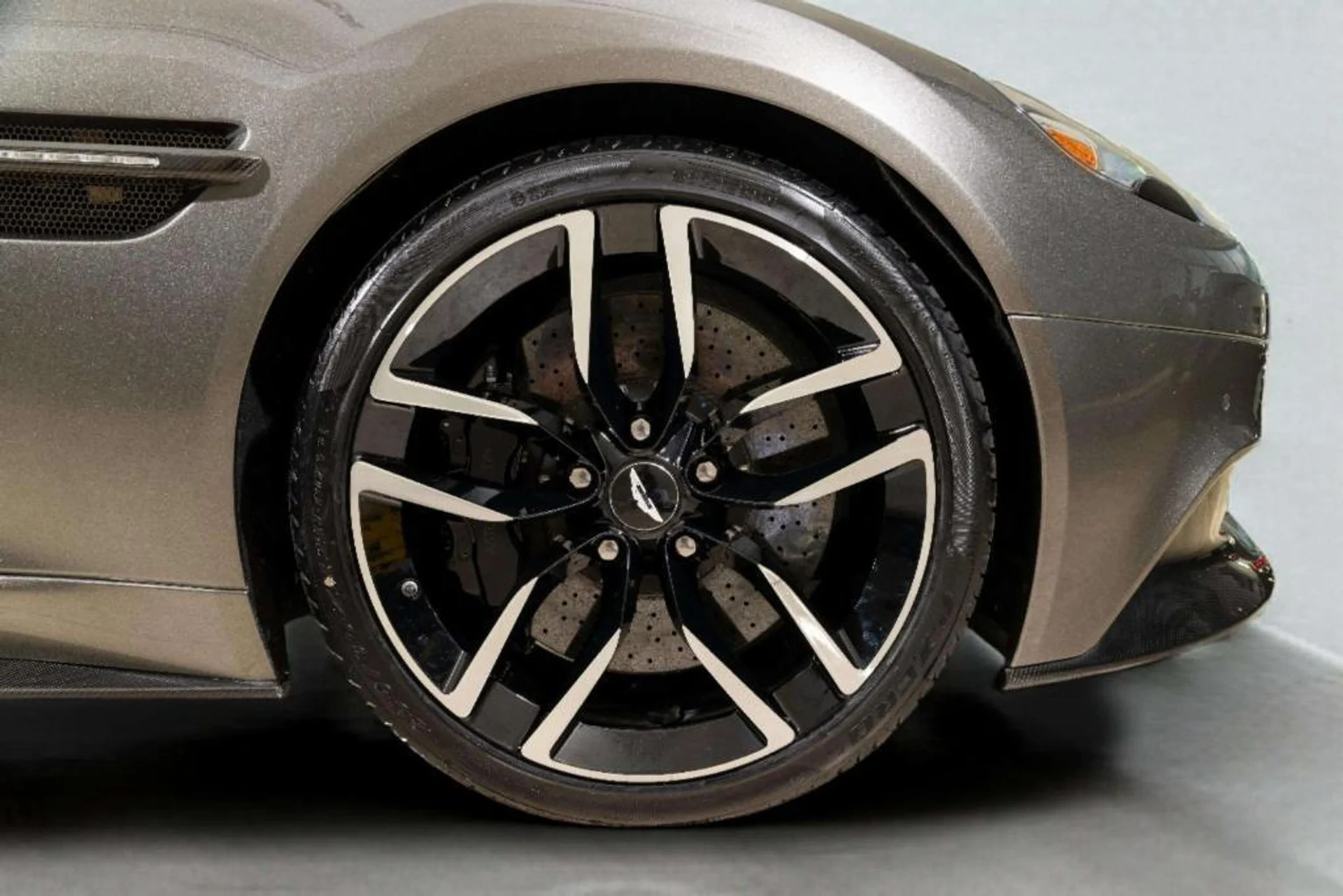 mph045_680255791_ghyx_yfyl_Da_IG_Pa_TI_0_Or_CY_Wr_C4w_3fc9982647