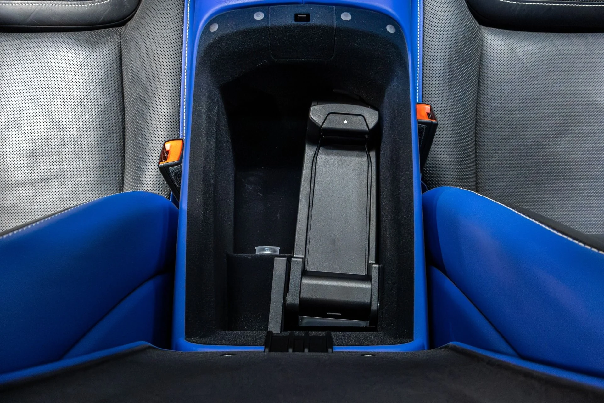 mph045_681424895_Used_2017_Rolls_Royce_Ghost_Black_Badge_1764012368_abb720ce74