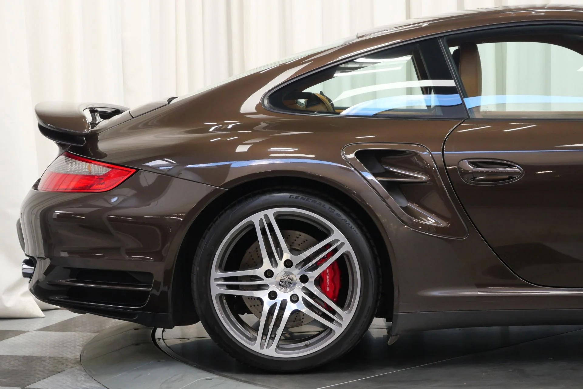 mph045_685170992_Used_2008_Porsche_911_Turbo_1761154211_35db839e7c