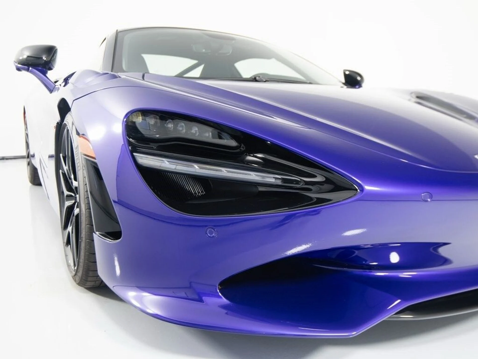 mph045_70184322_68dd1b3f16bb336e161f342a8e226b7fx_5297757e9d