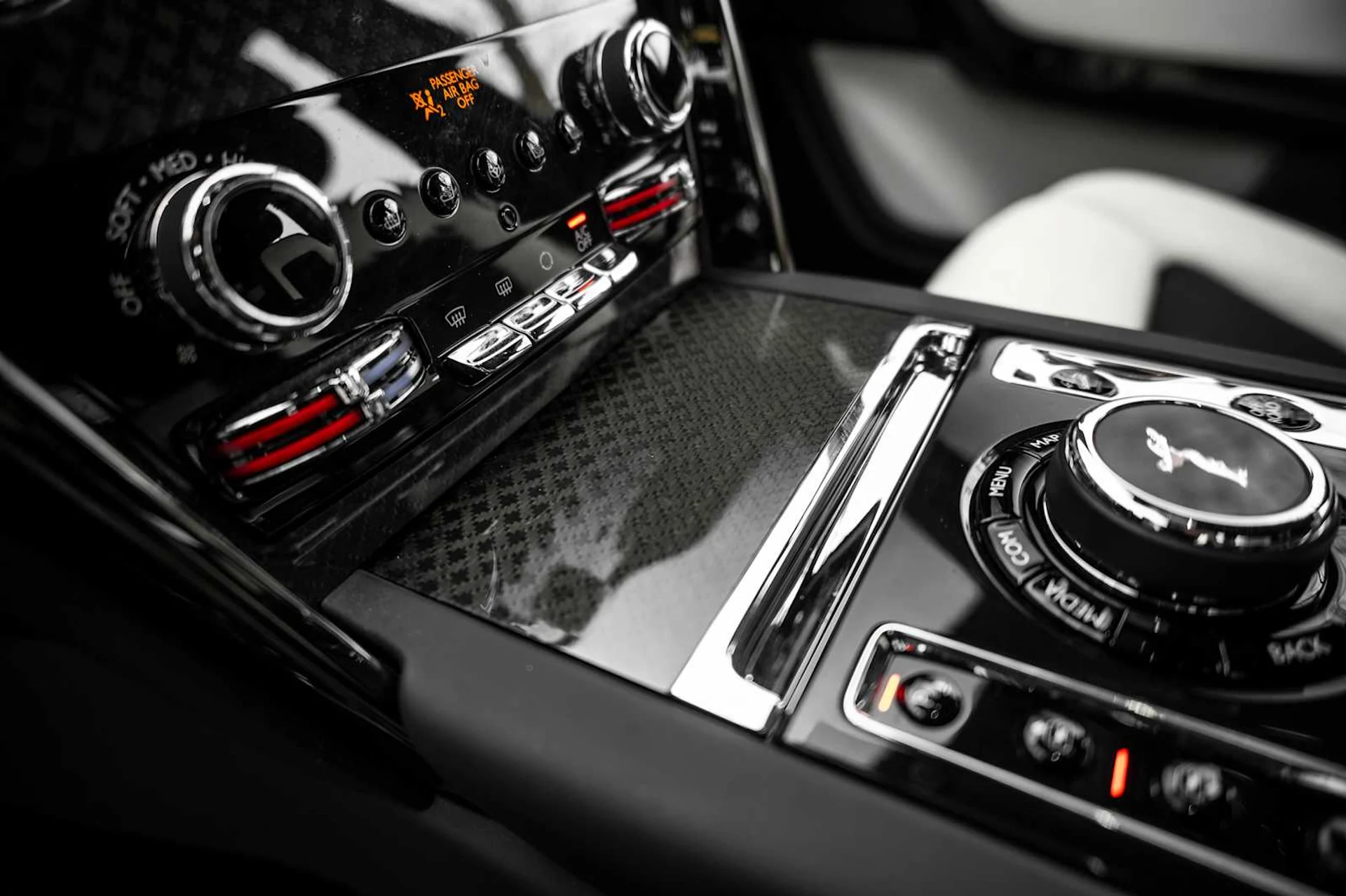 mph045_704012736_870ea5568c9c649c66f8ea3c5d336a6ex_e6d63291bc