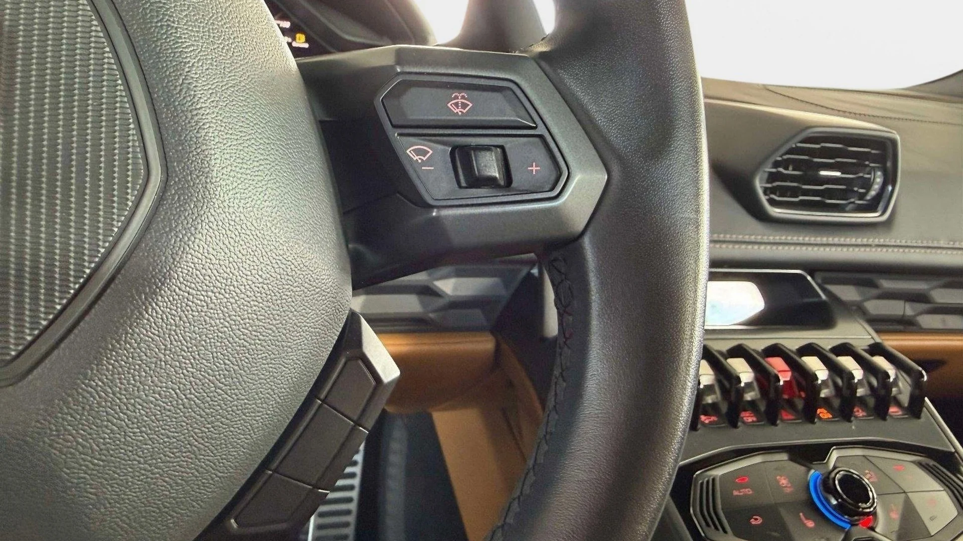 mph045_709968464_content_homenetiol_com_2001243_2130496_0x0_8c800bf1b0f94aa5aba0225511a551d0_26a83e3b9f