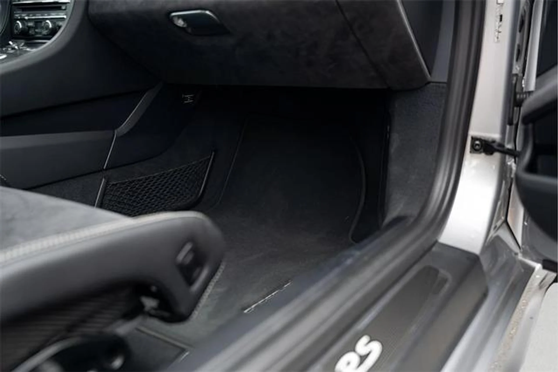 mph045_715602320_Q6i_Genct8ug_If_CX_2585s_F_Dn_M_Cm_Y_3060e84880