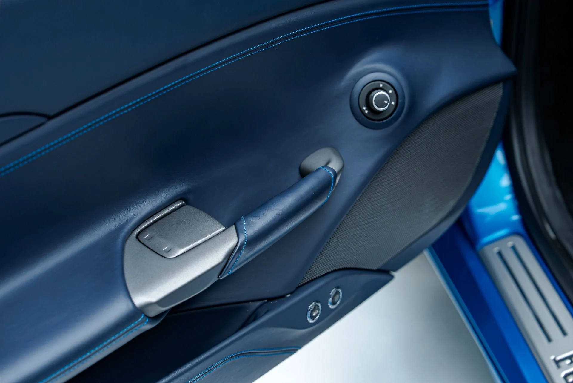 mph045_72916769_Used_2019_Ferrari_488_Spider_1790896017_67b6226253