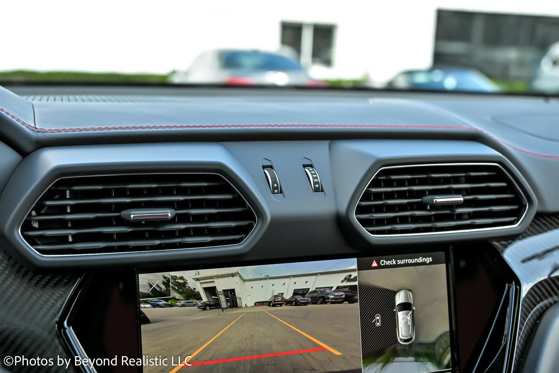 mph045_741517509_Used_2022_Lamborghini_Urus_1753948952_0f76b921a8