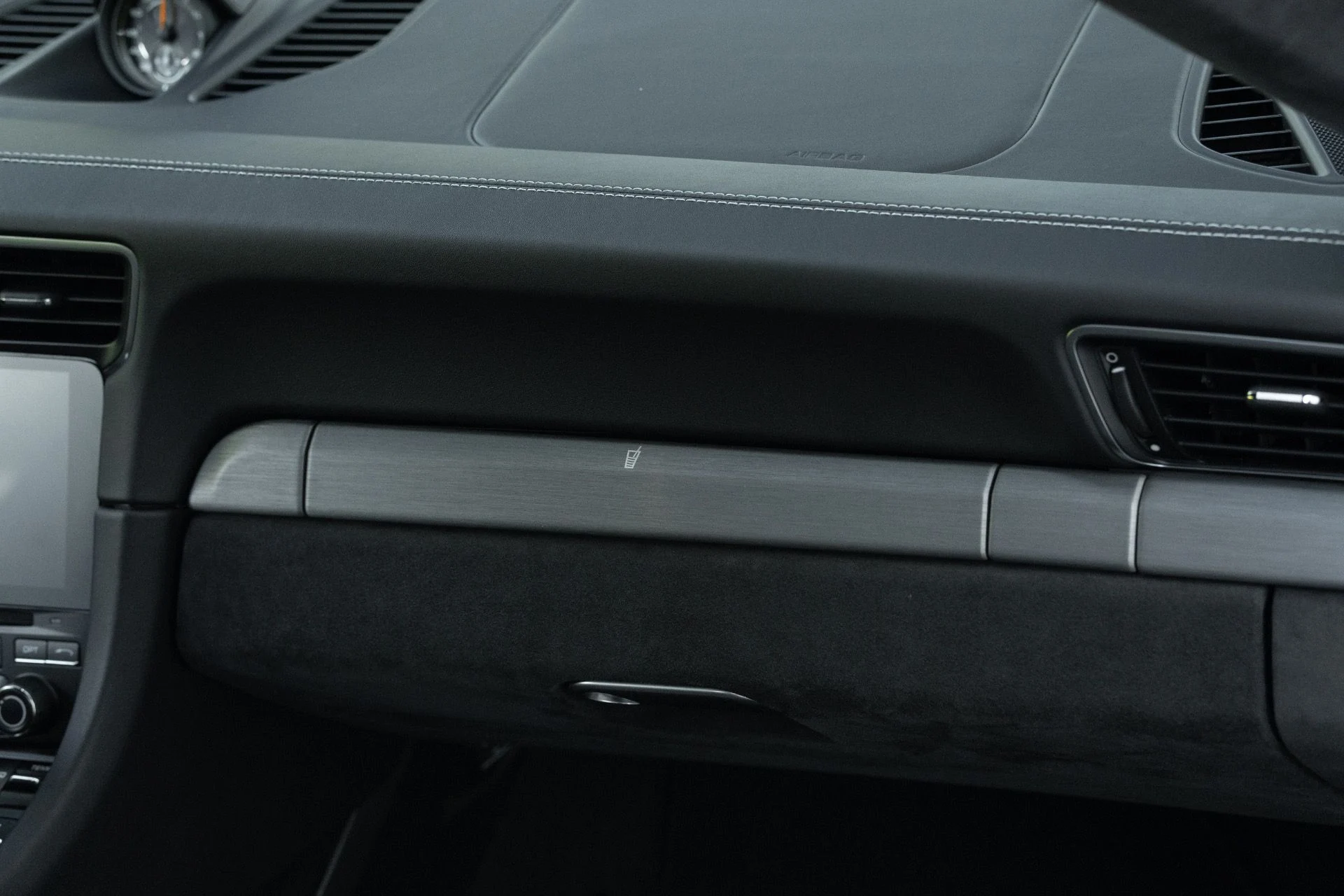 mph045_74685723_Used_2018_Porsche_911_GT_3_1761946041_bf1484ff95