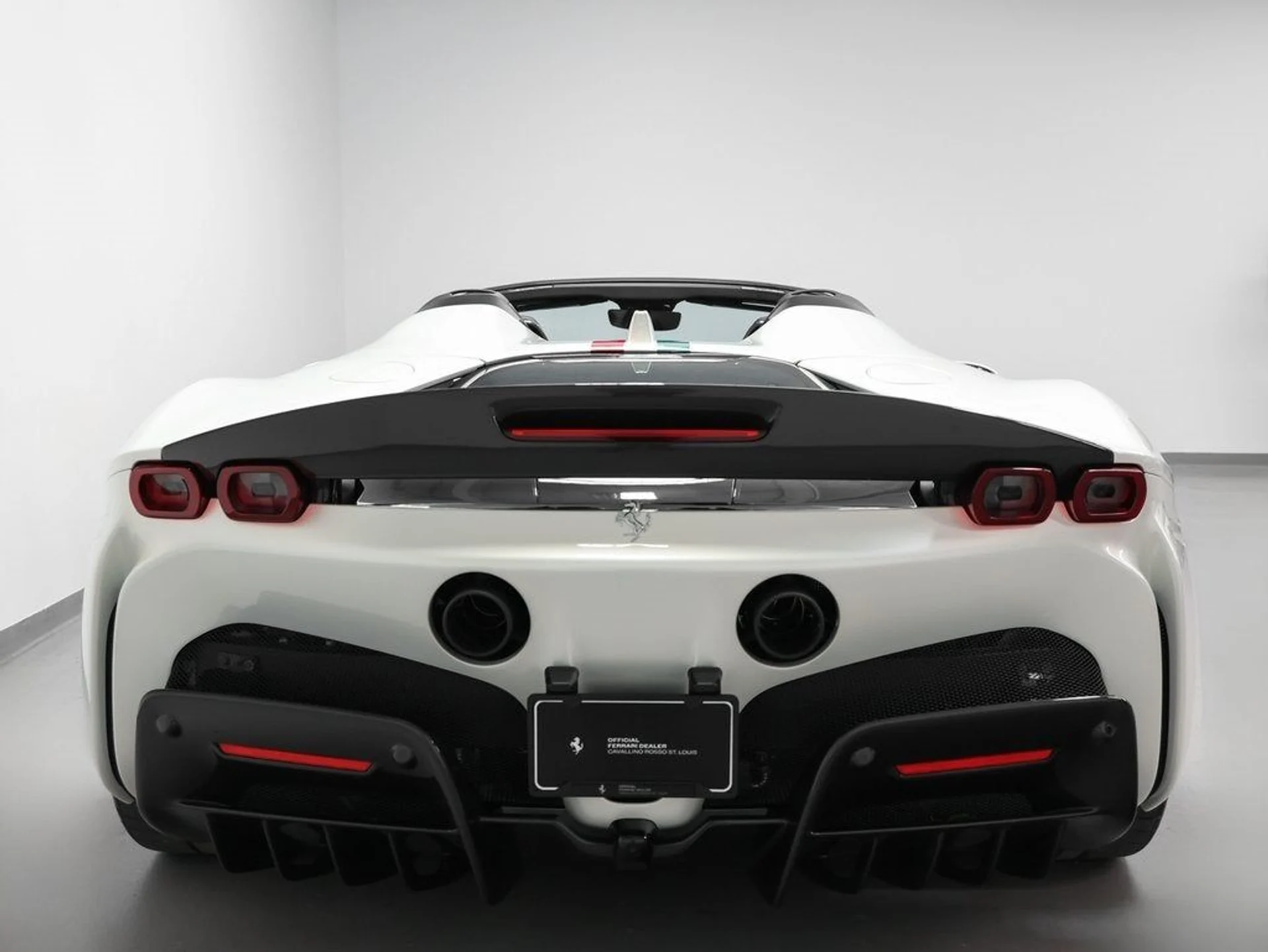 mph045_767389744_46_5cc6d71414