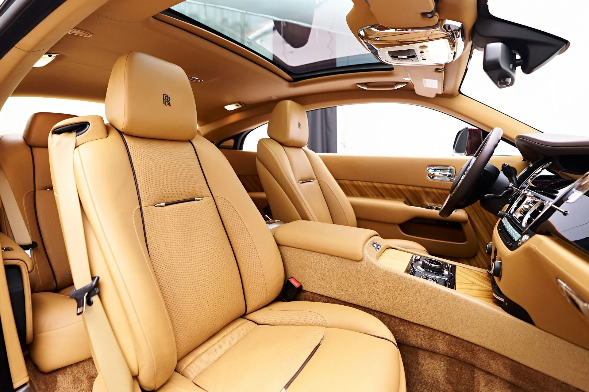 mph045_77100672_Used_2015_Rolls_Royce_Wraith_Base_1757113618_59ccc65aa1