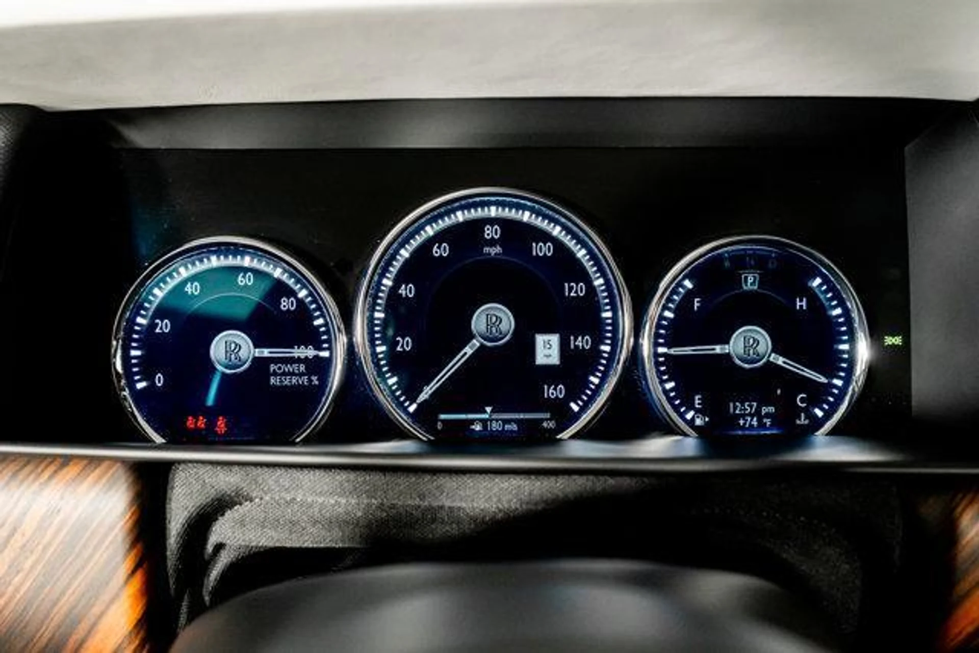 mph045_774931375_vfza_Zxg_M0_Vw_Ph_Enfn_A_Wre_SKF_4_Uk_4e66abaad5