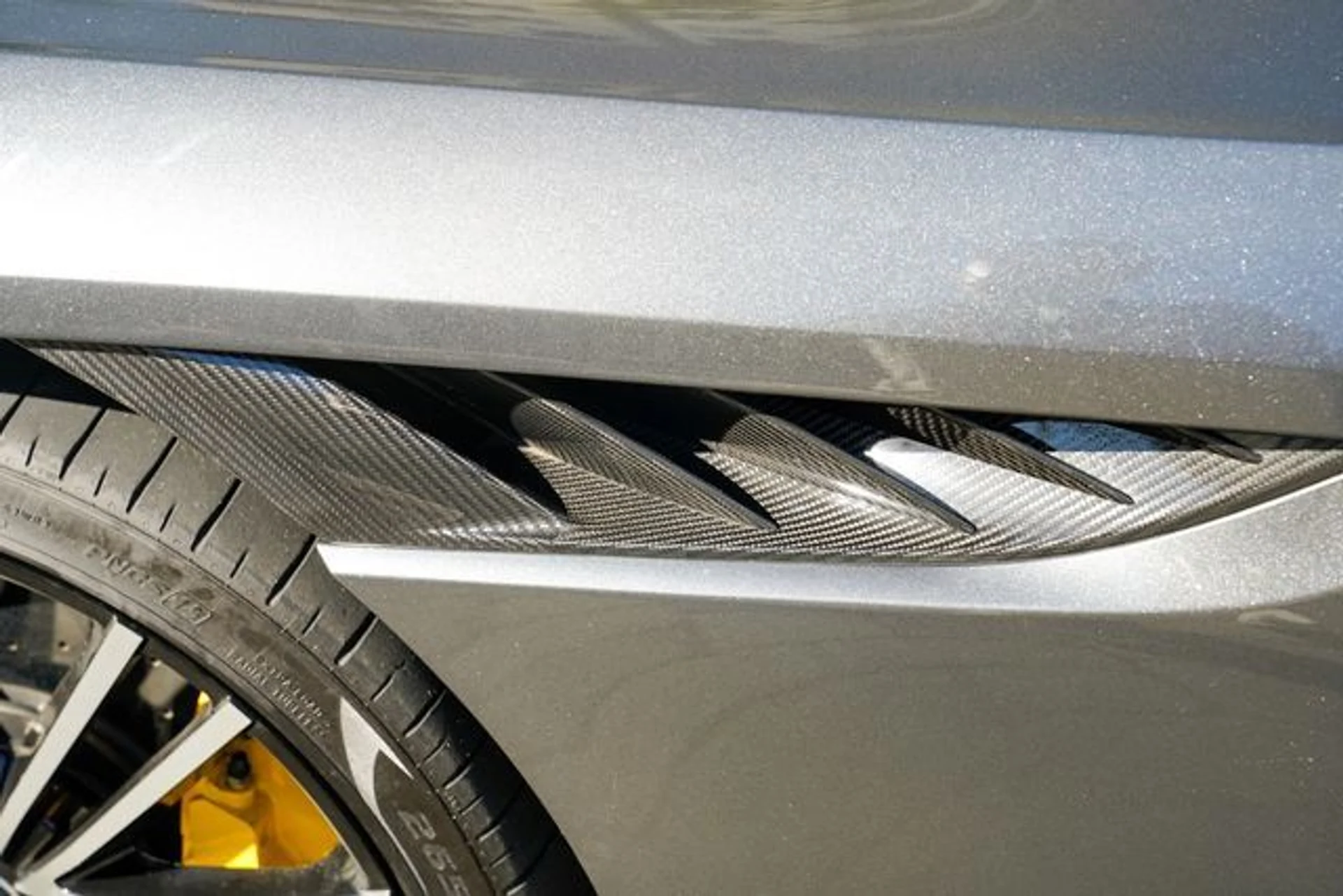 mph045_801986888_22957582_46_5ff6bb4c0a