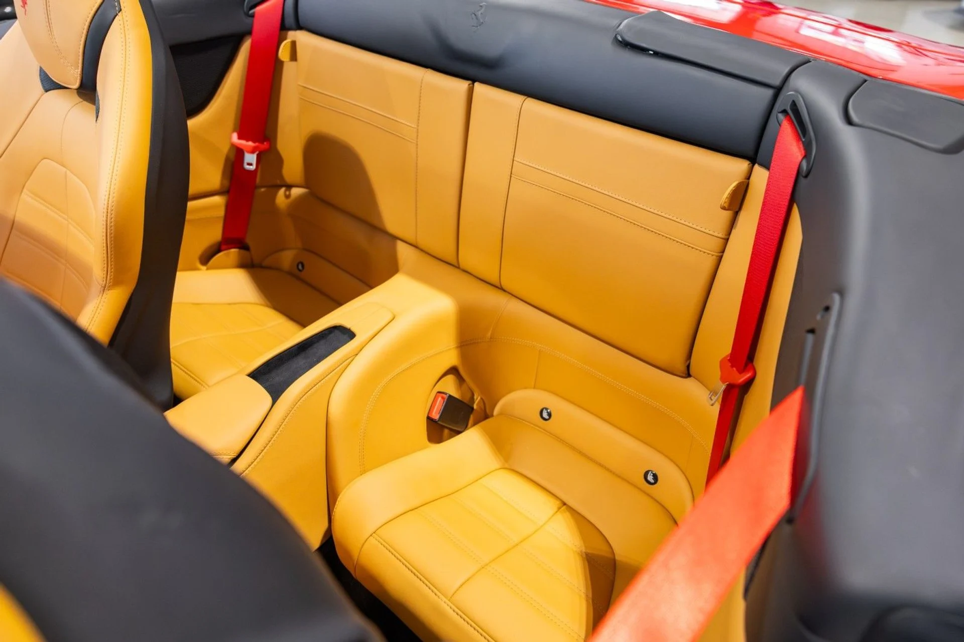 mph045_810867941_ew_daae16f11c